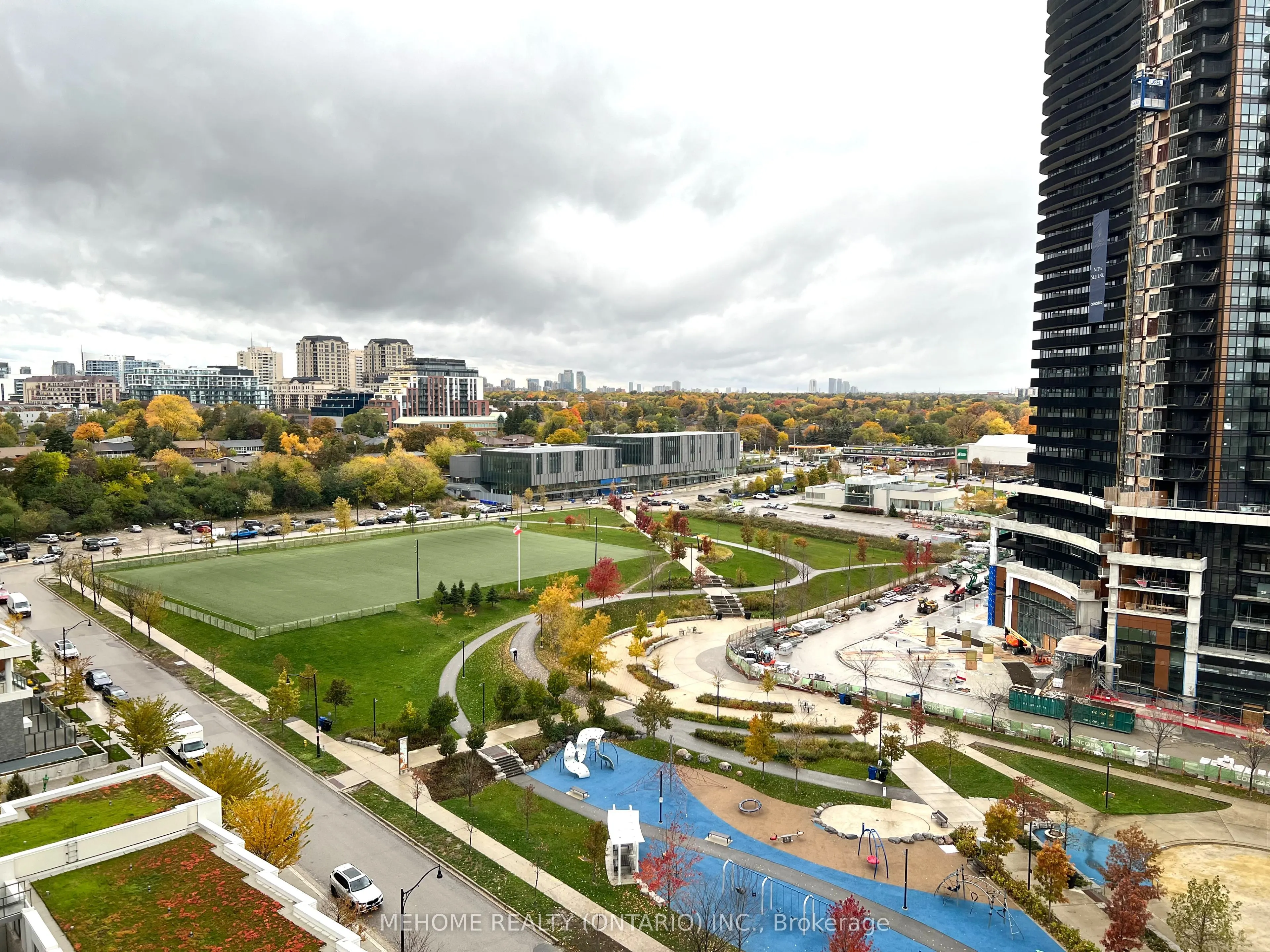 95 McMahon Drive E, #1608