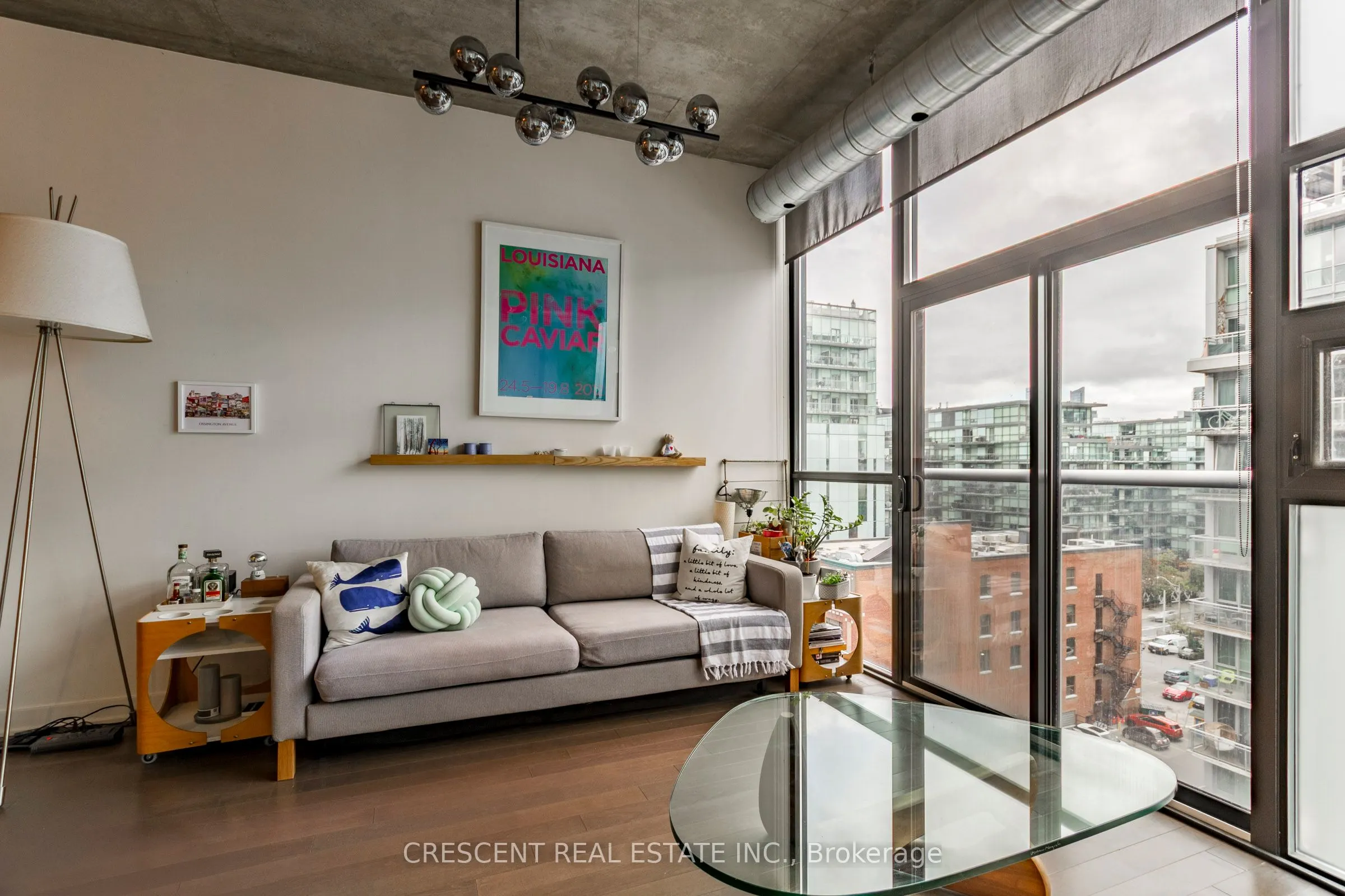 60 Bathurst Street, #811