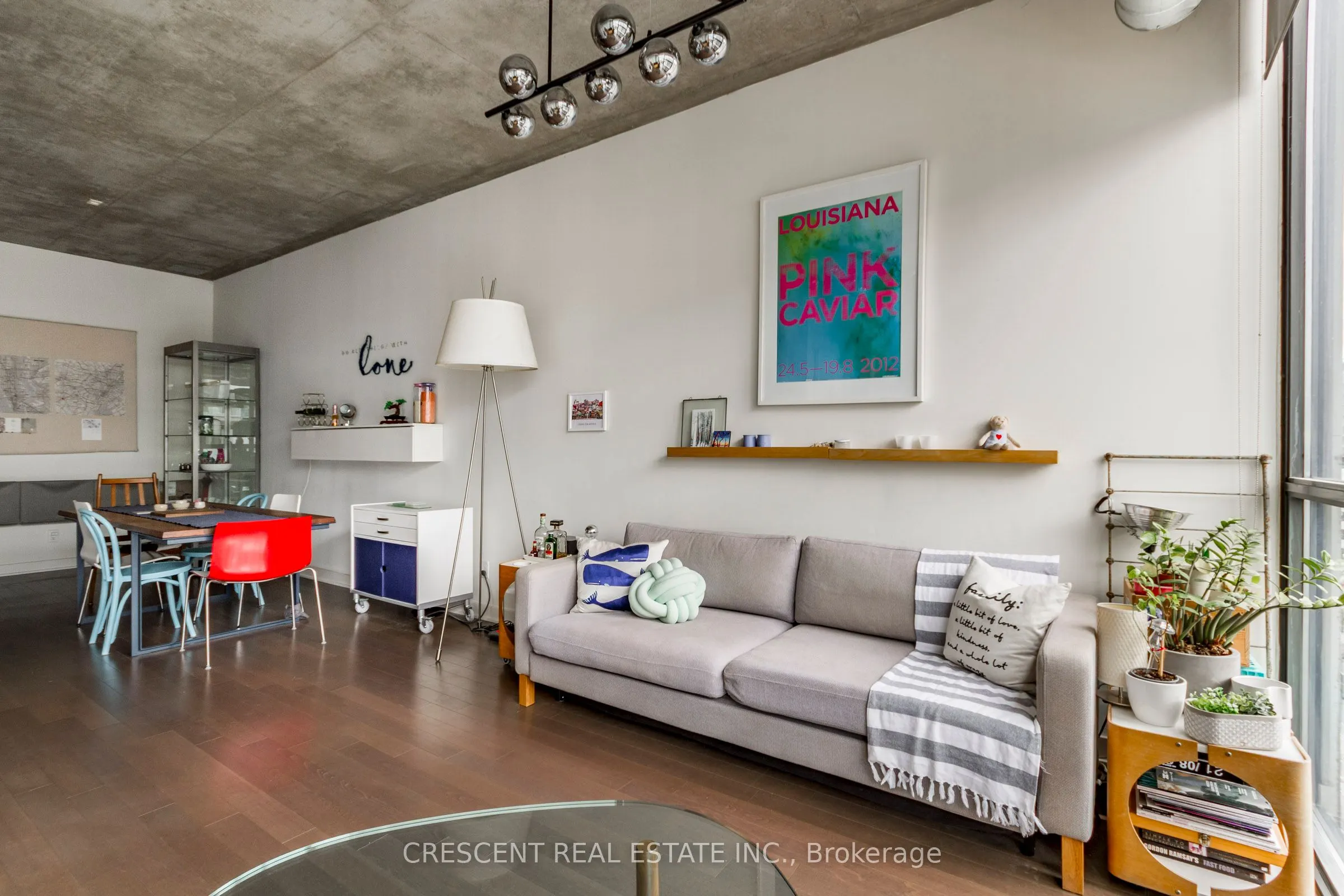 60 Bathurst Street, #811