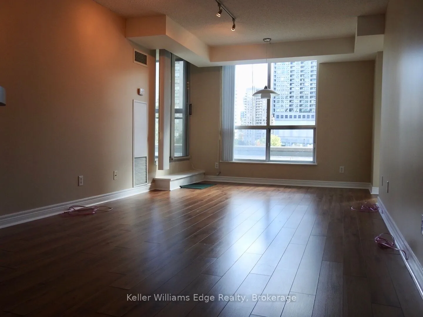 18 Parkview Avenue, #309