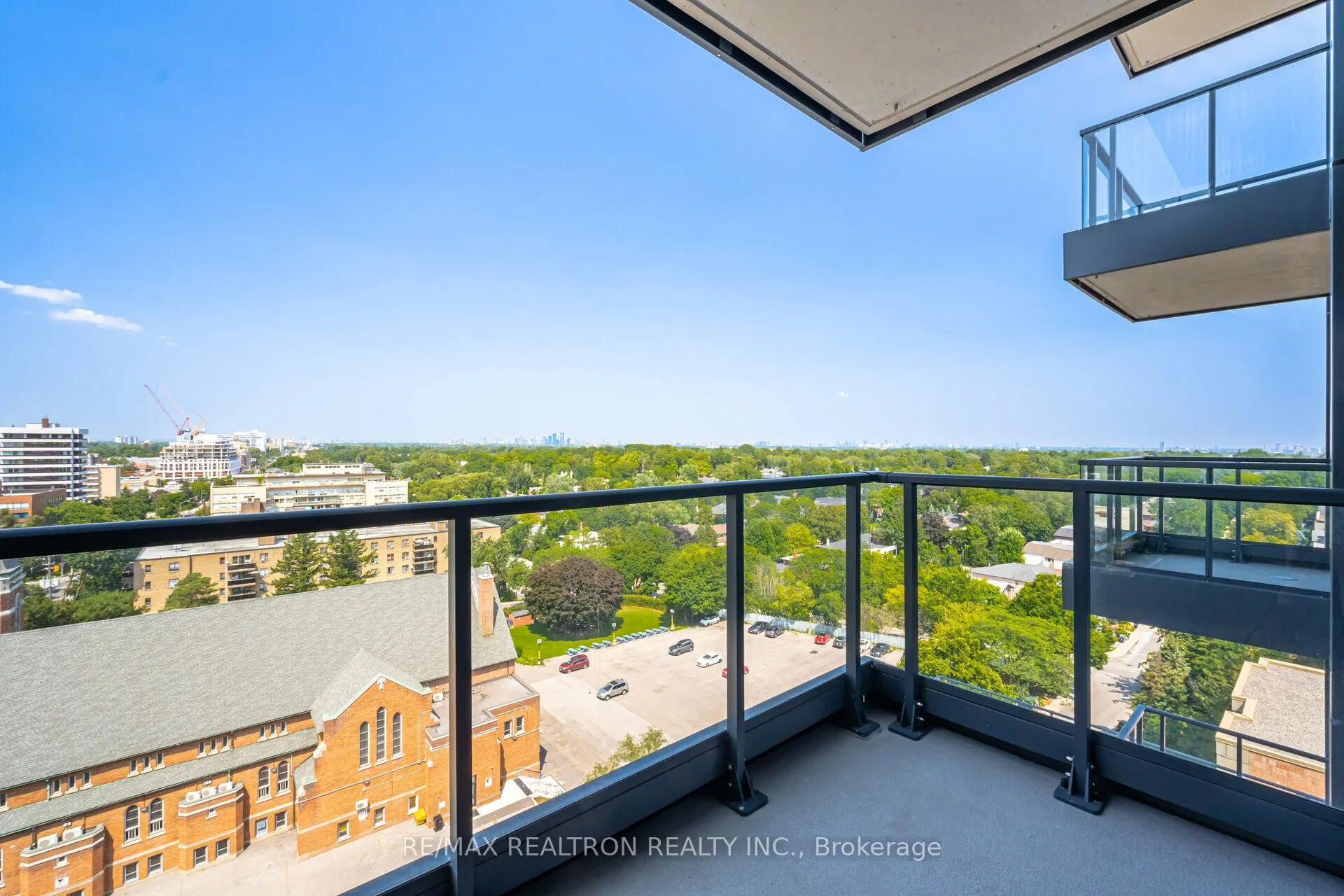 2525 Bathurst Street, #1009