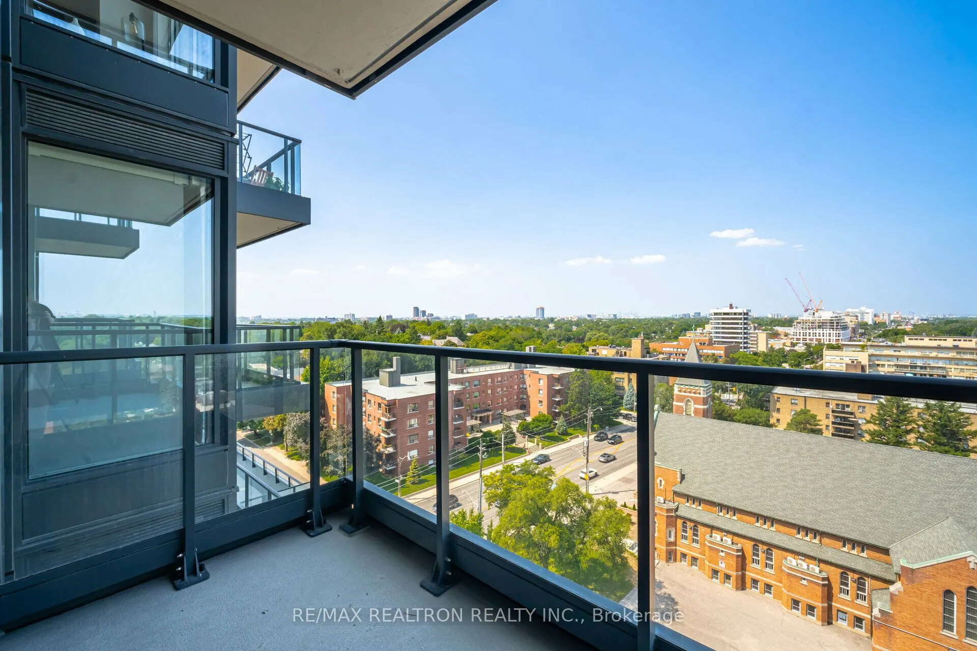 2525 Bathurst Street, #1009