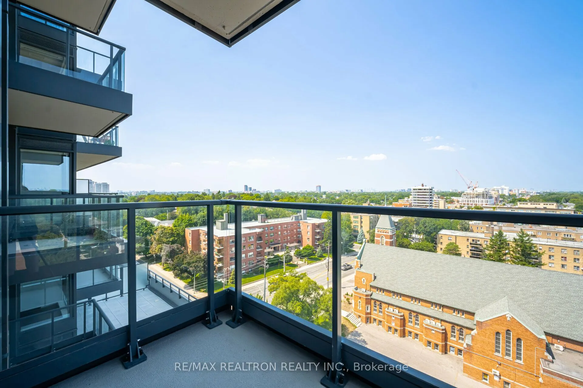 2525 Bathurst Street, #1009
