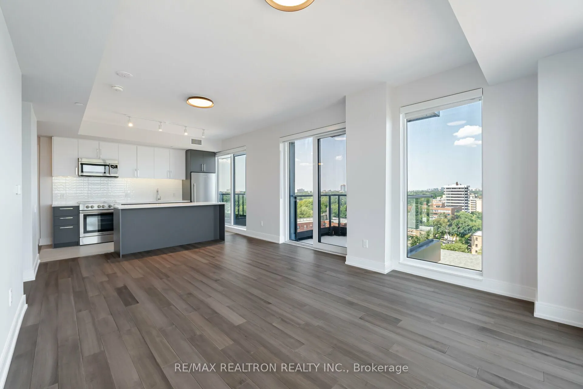 2525 Bathurst Street, #1009