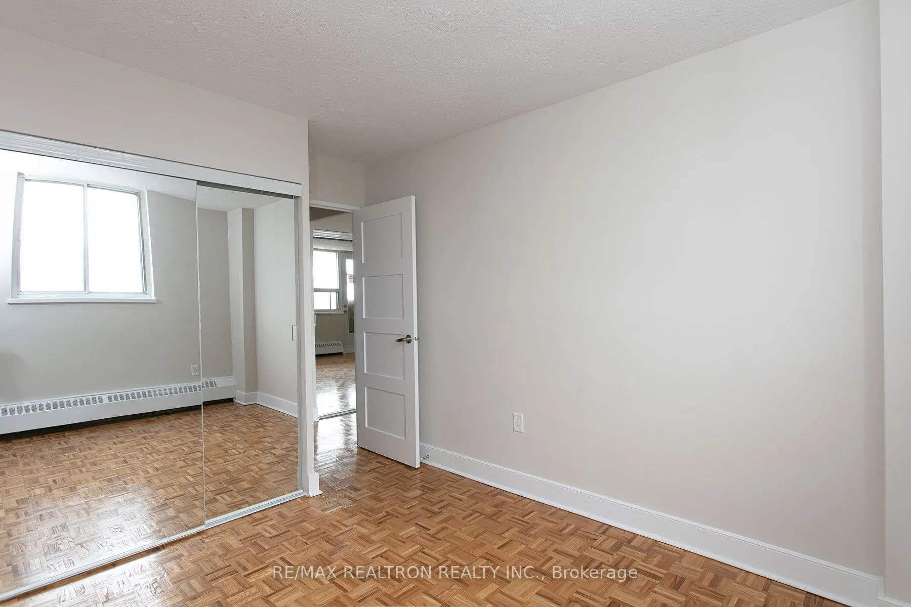 1500 Bathurst Street, #504