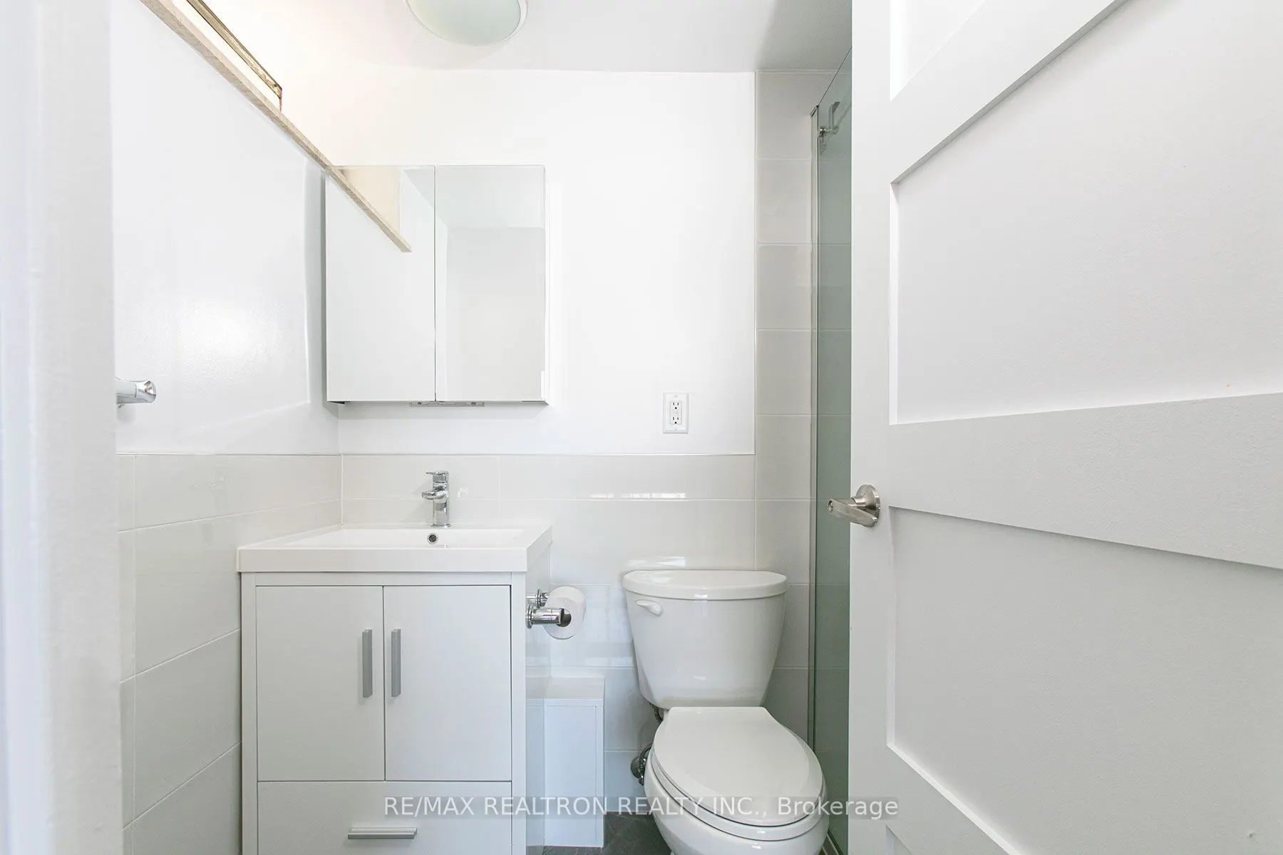 9 Deer Park Crescent, #1106