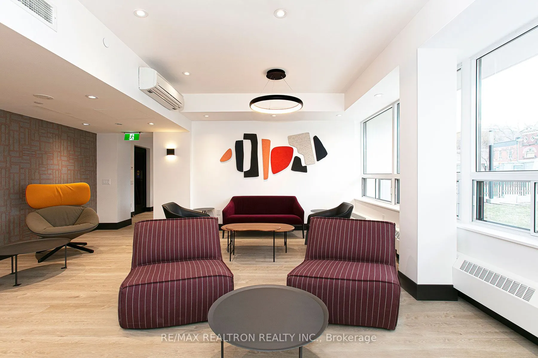 666 Spadina Avenue, #711