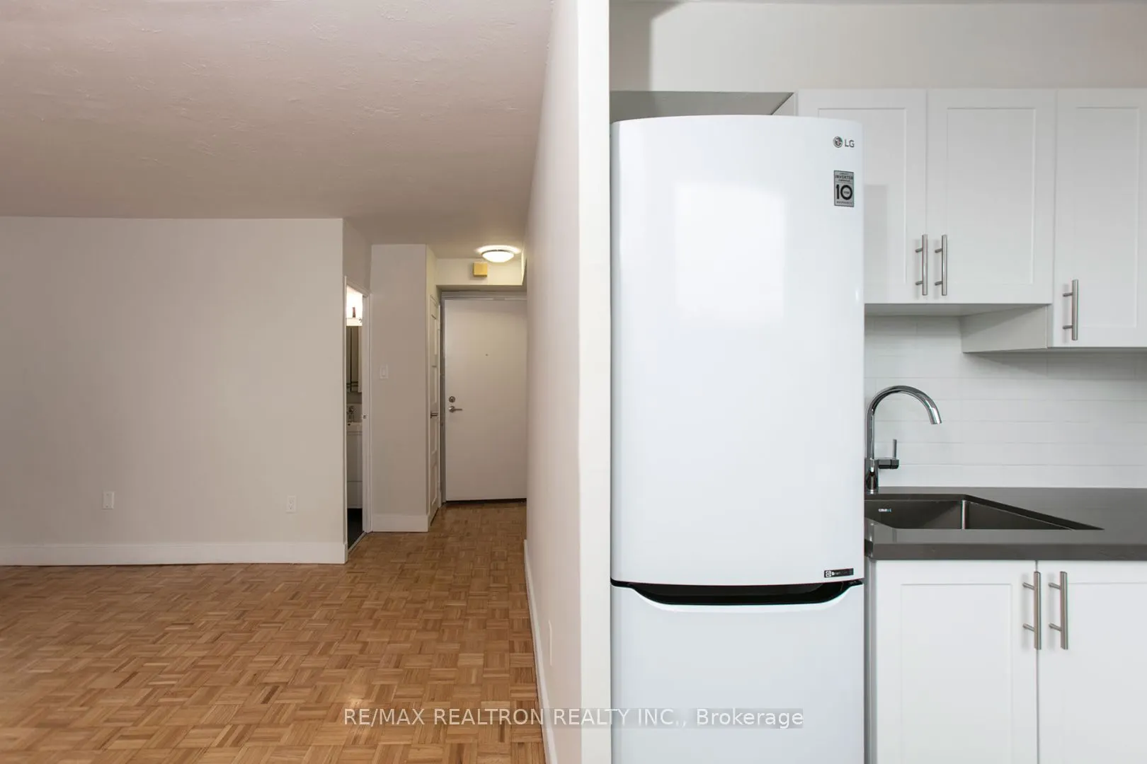 485 Huron Street, #204