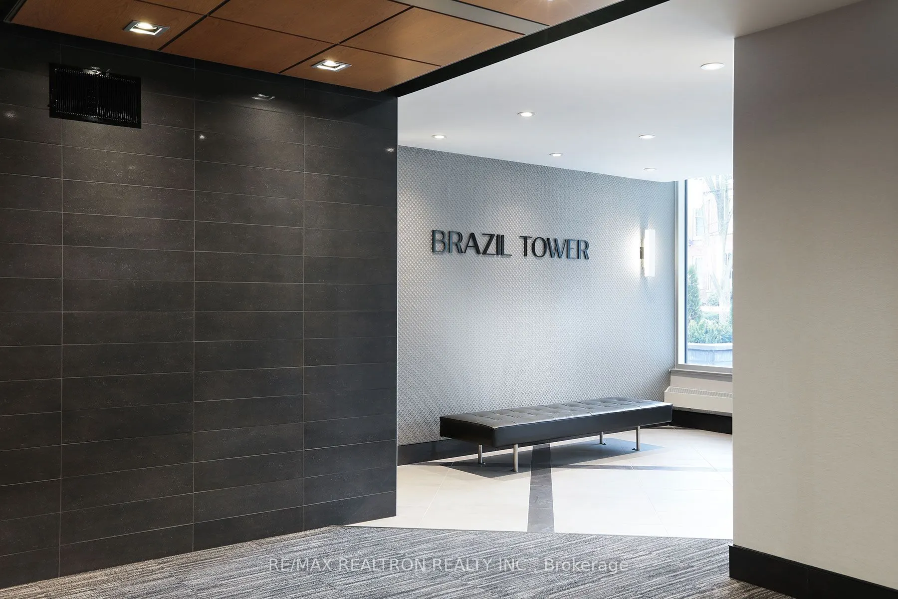 485 Huron Street, #204