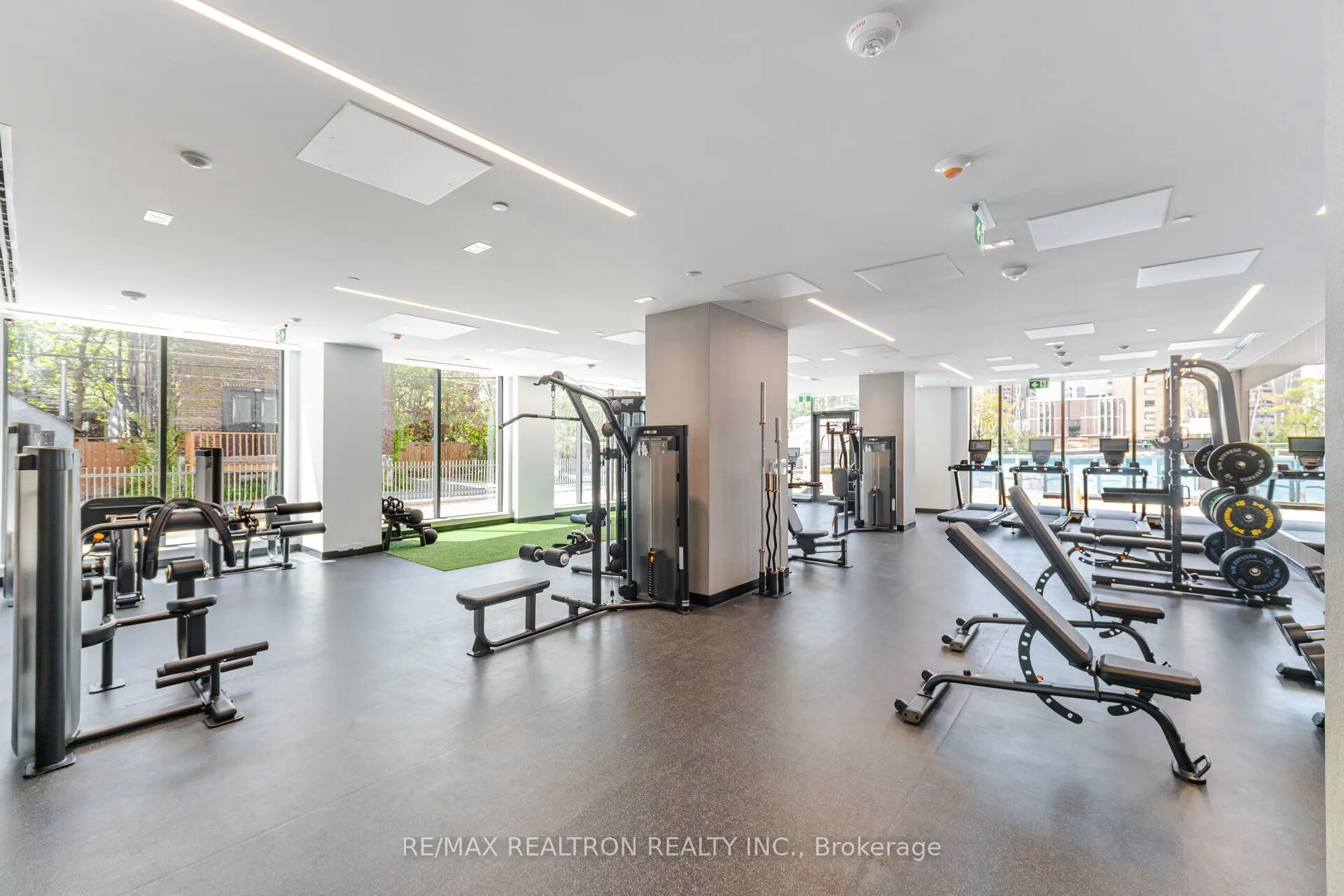 664 Spadina Avenue, #1005