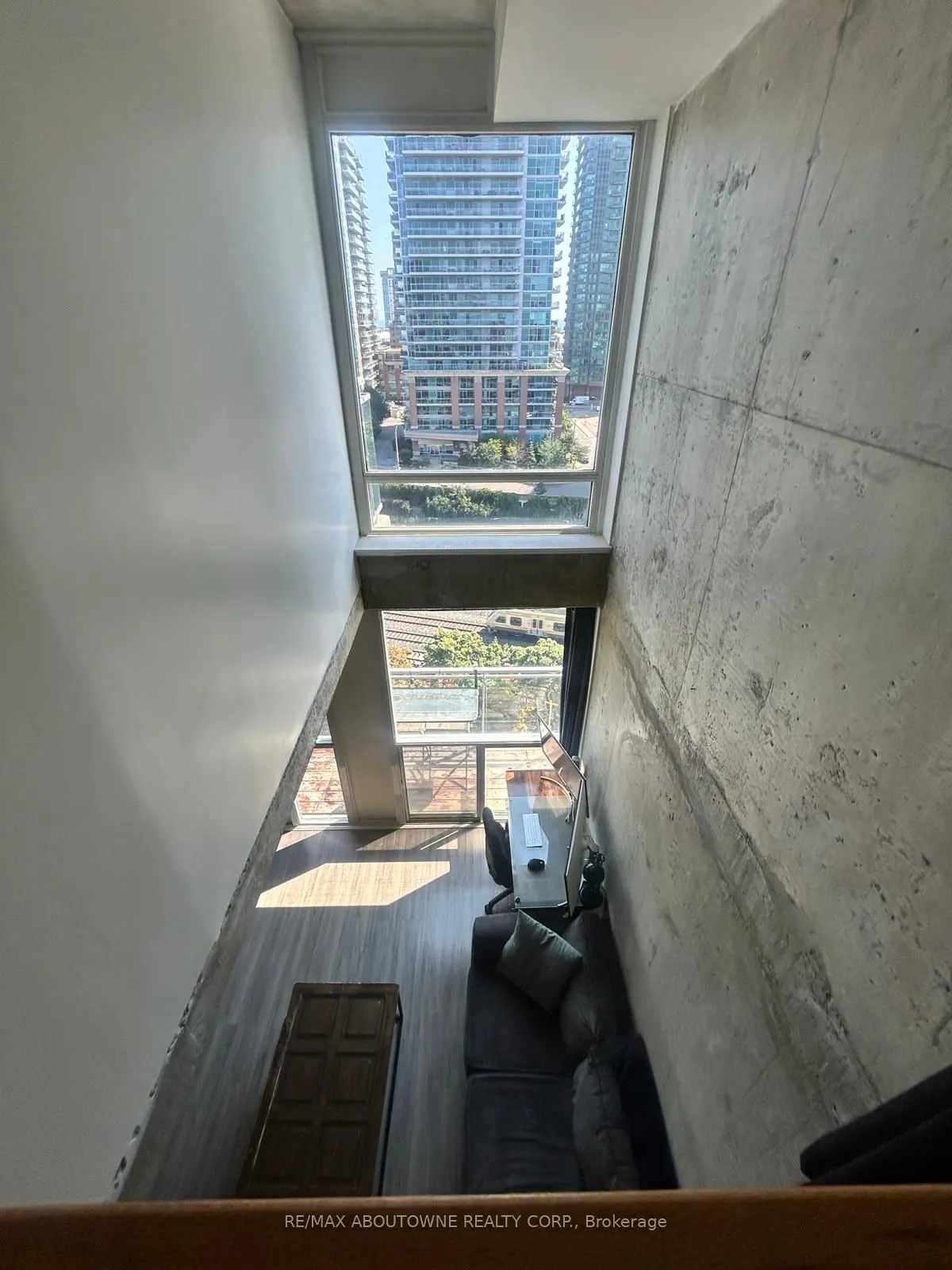 1029 King Street W, #1005