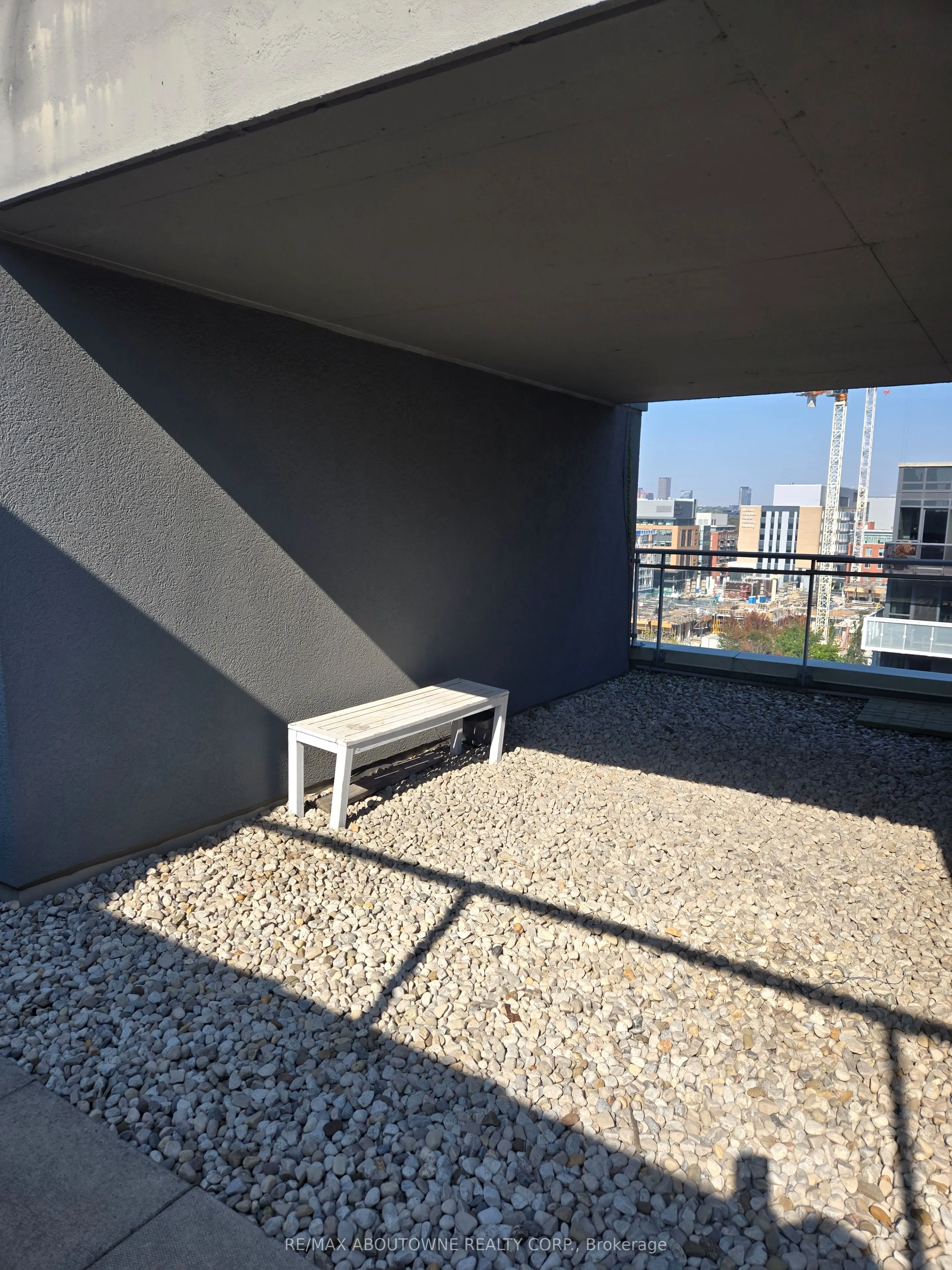 1029 King Street W, #1005