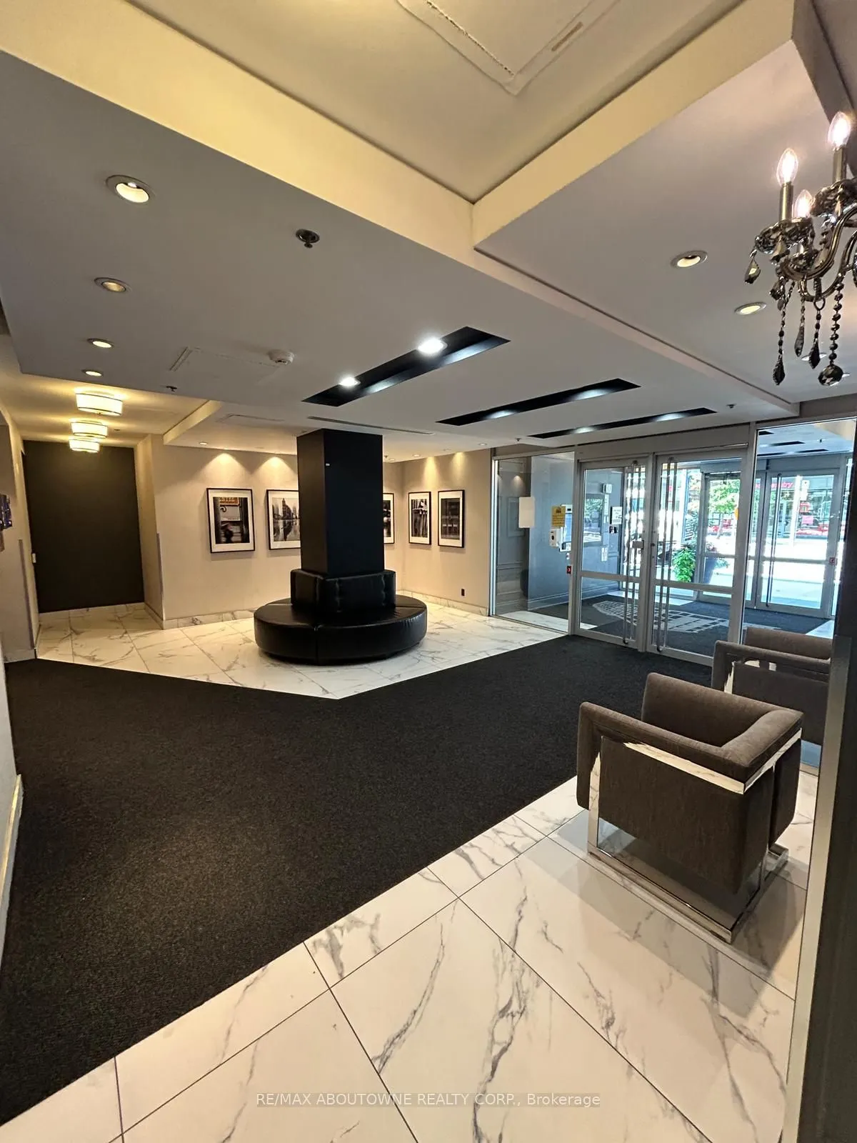 1029 King Street W, #1005