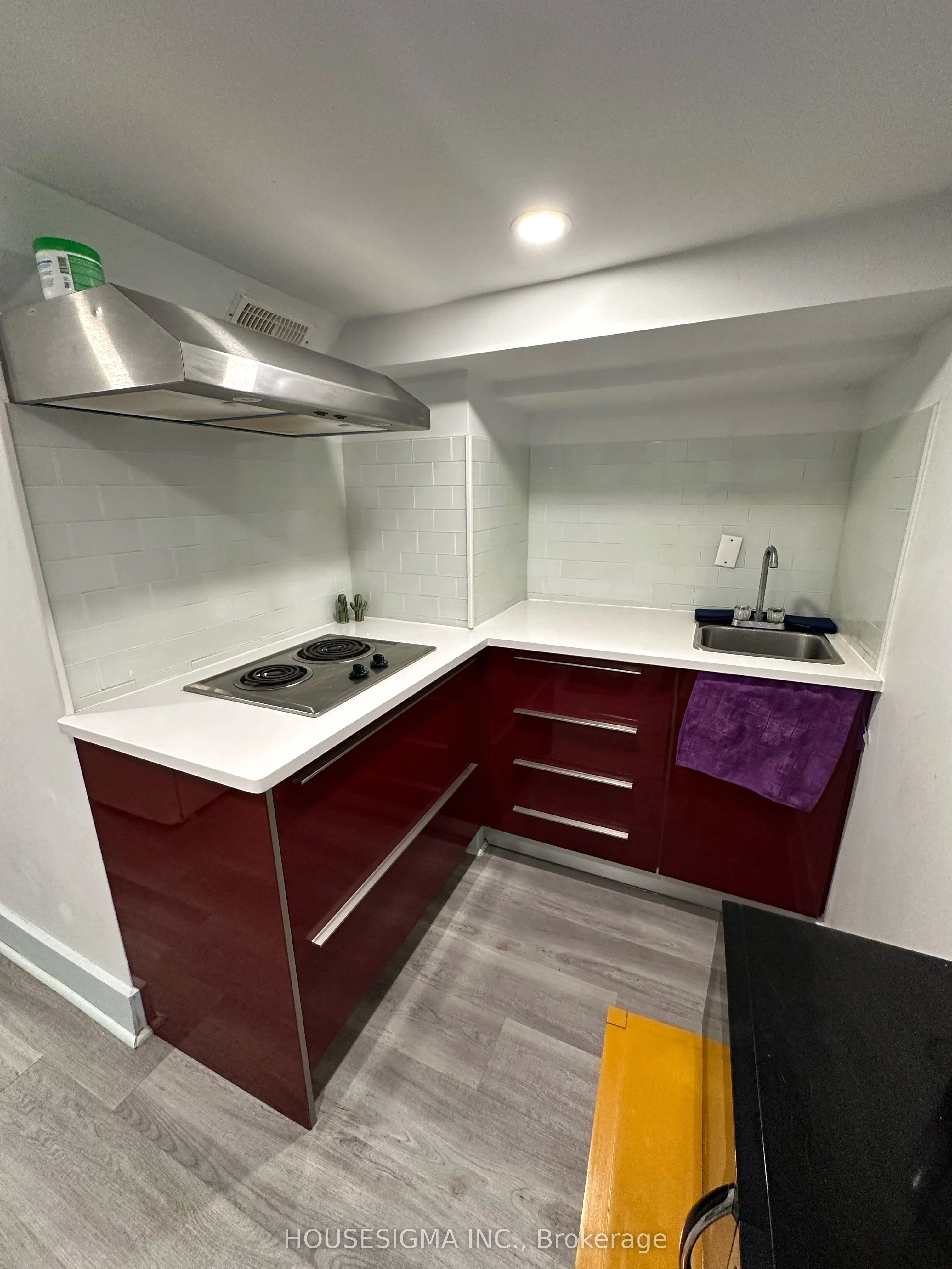 48 Euclid Avenue, #Lower