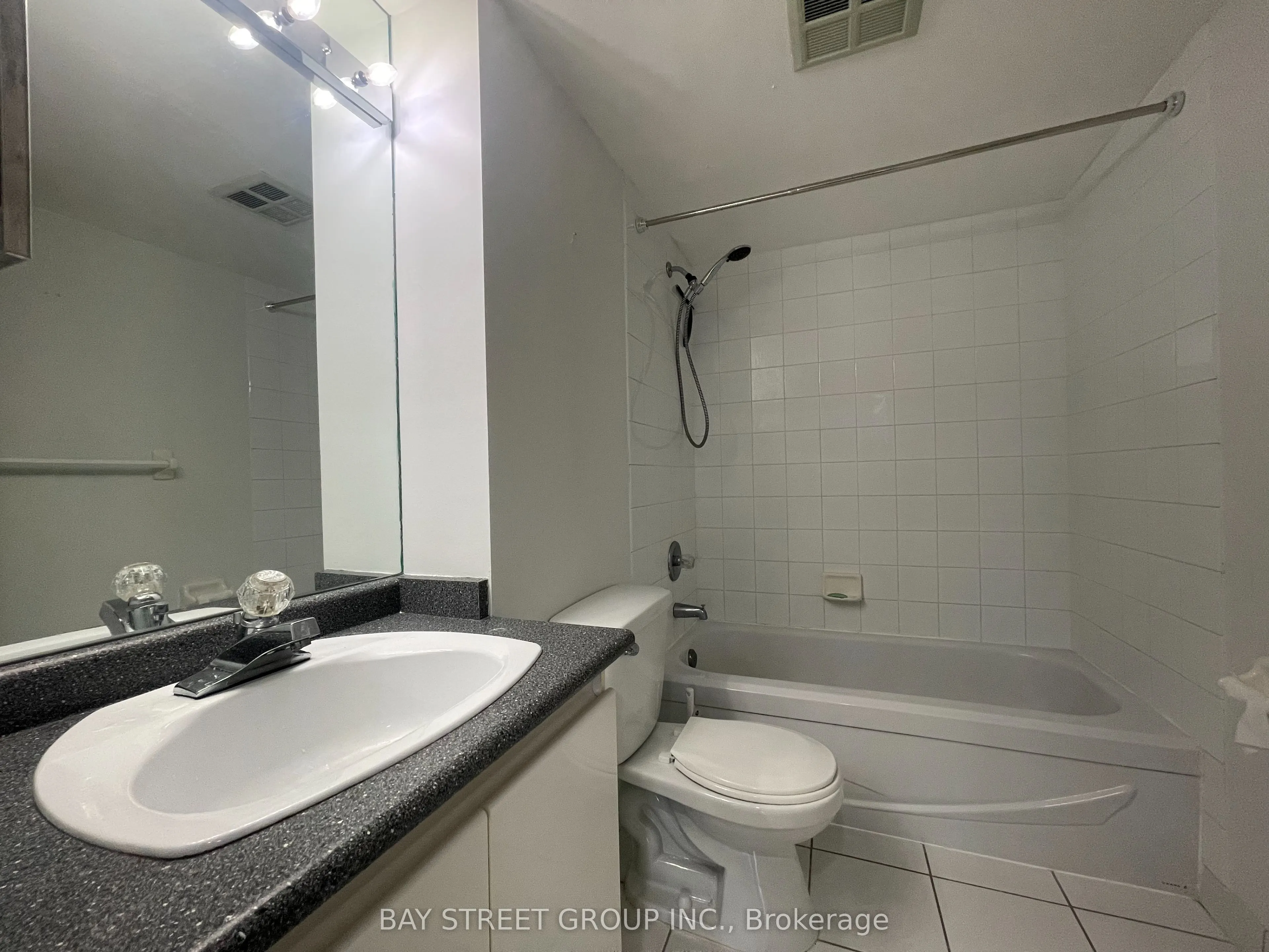 736 Bay Street, #1910