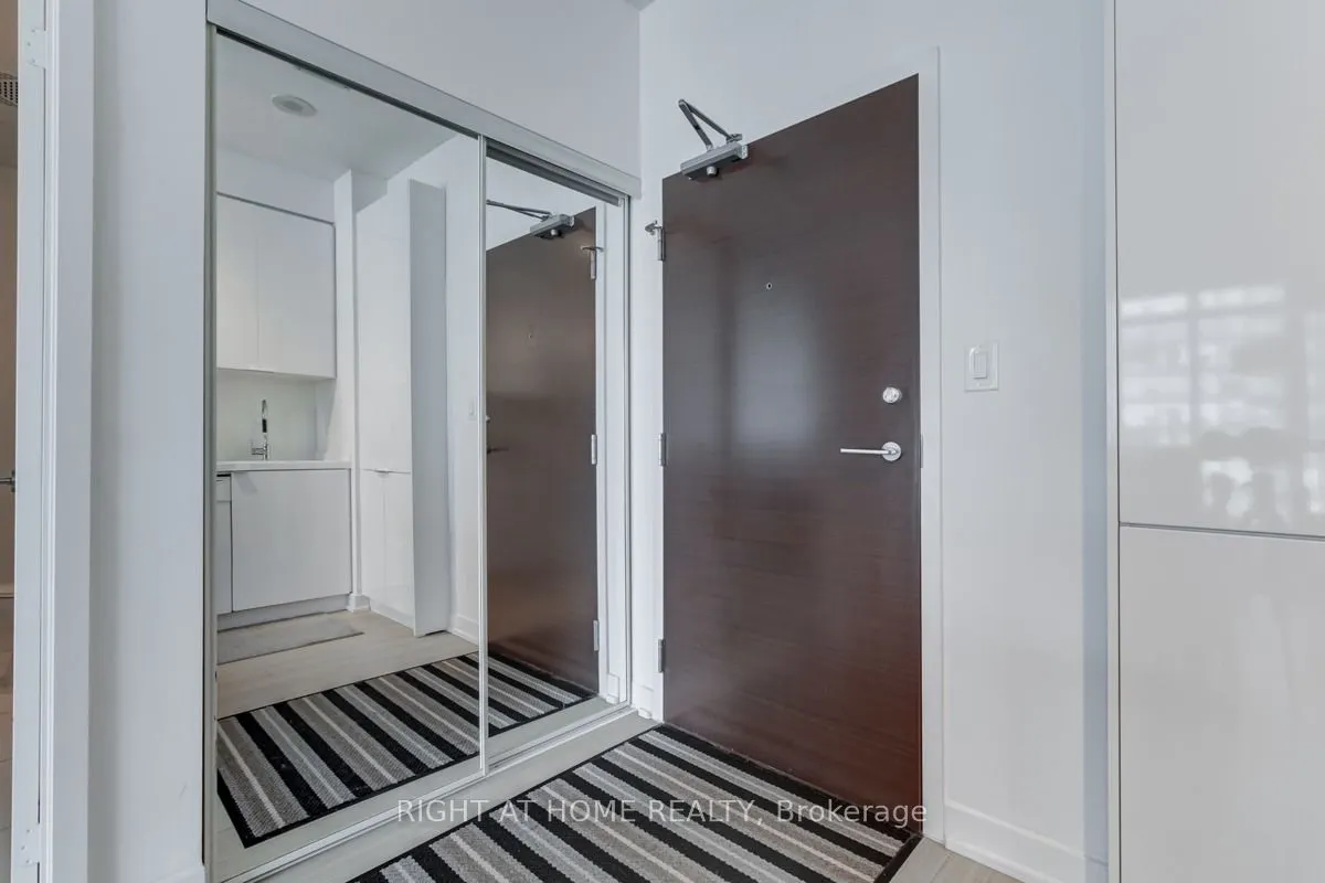 15 Iceboat Terrace, #3303