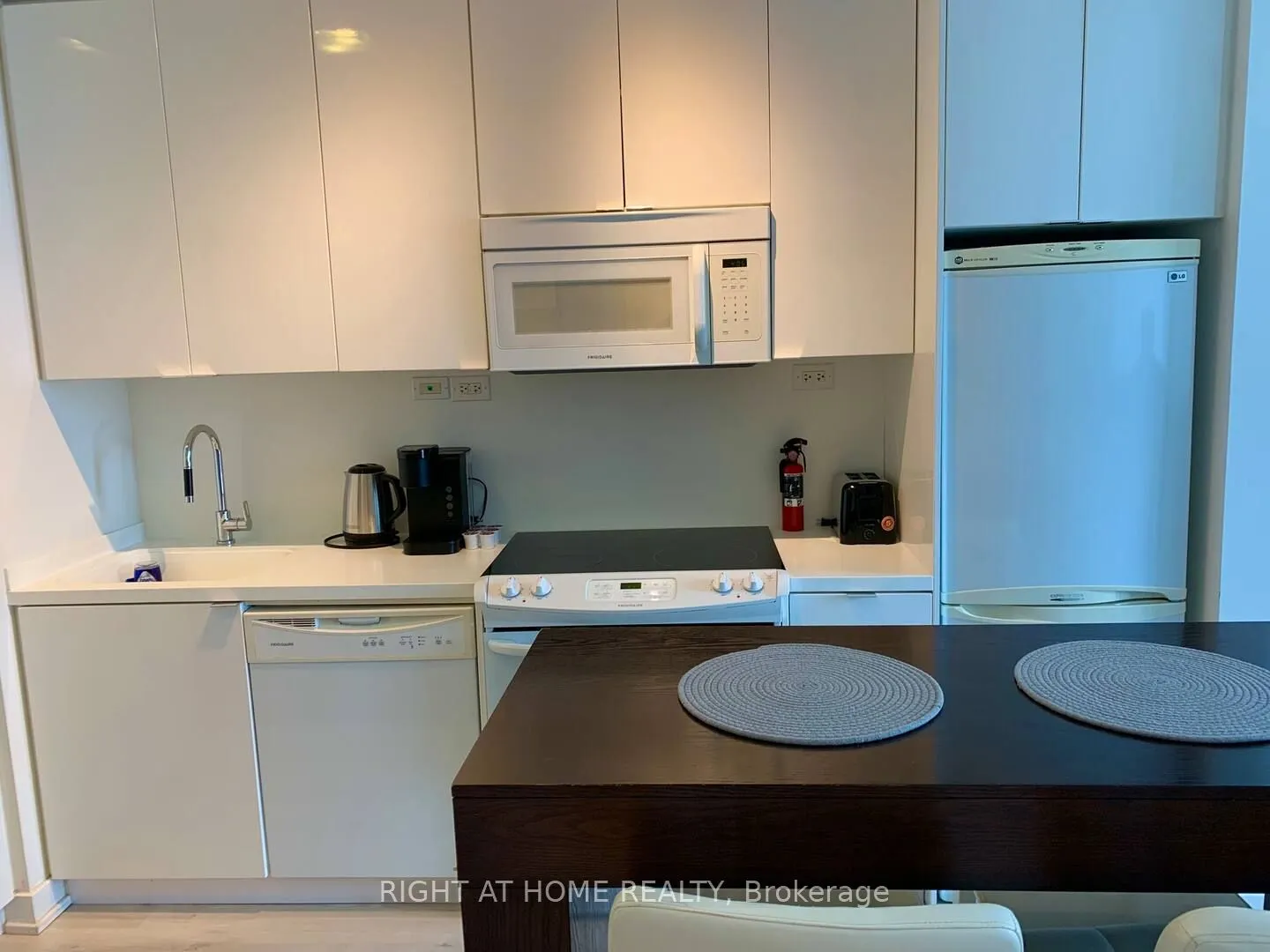 15 Iceboat Terrace, #3303