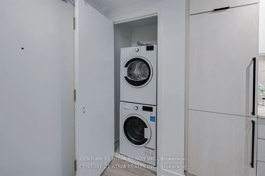 82 Dalhousie Street, #2215