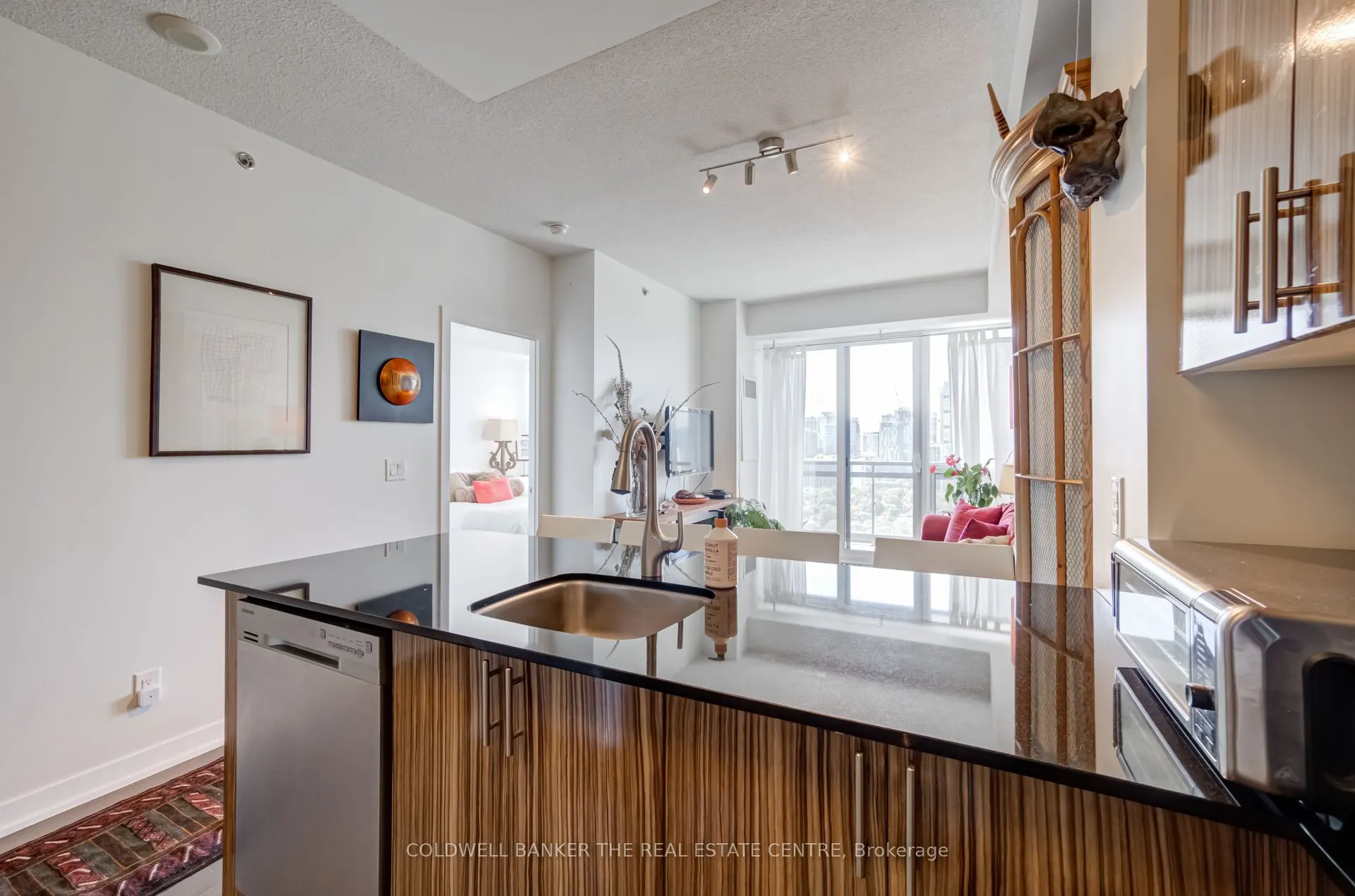 225 Sackville Street, #2205