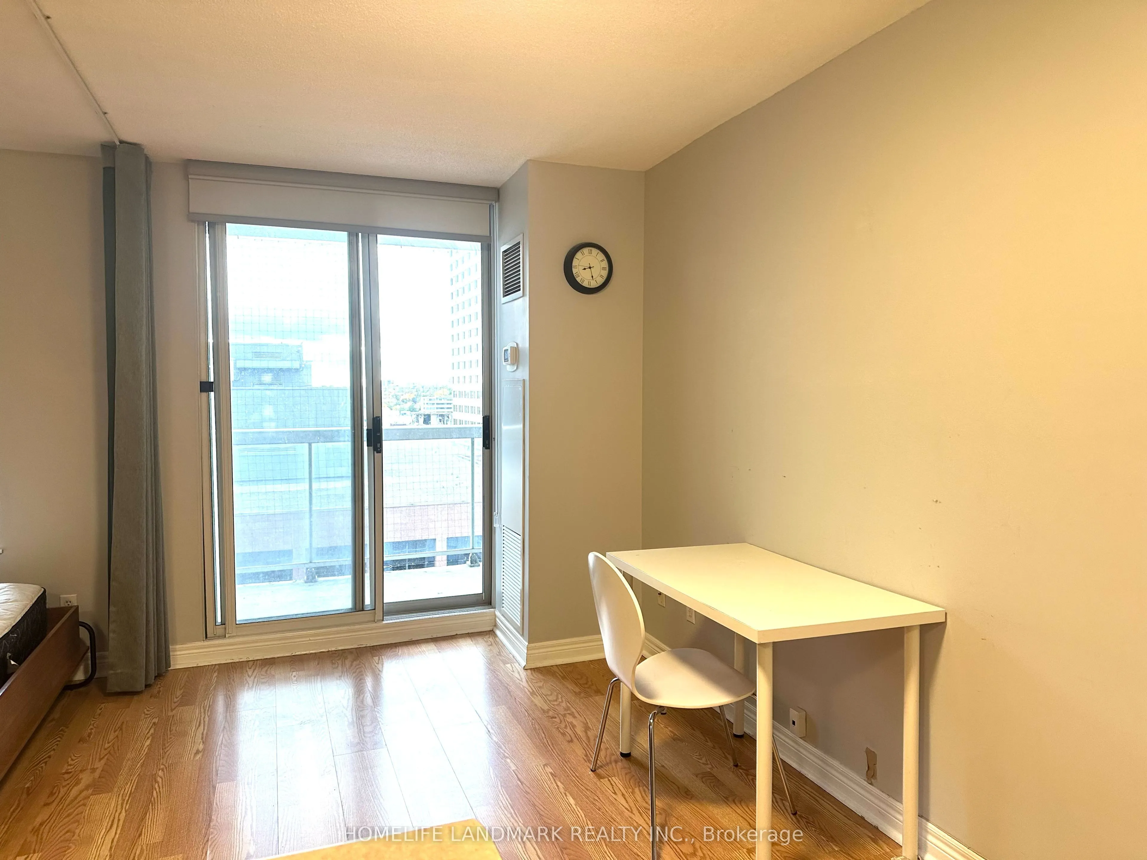 43 Eglinton Avenue E, #1601