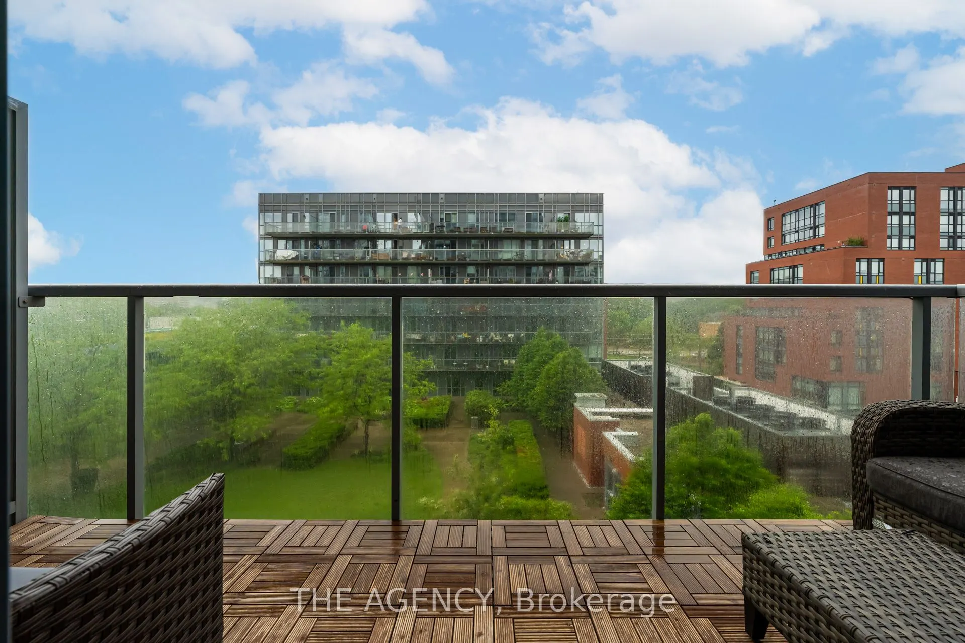 25 Cole Street, #628