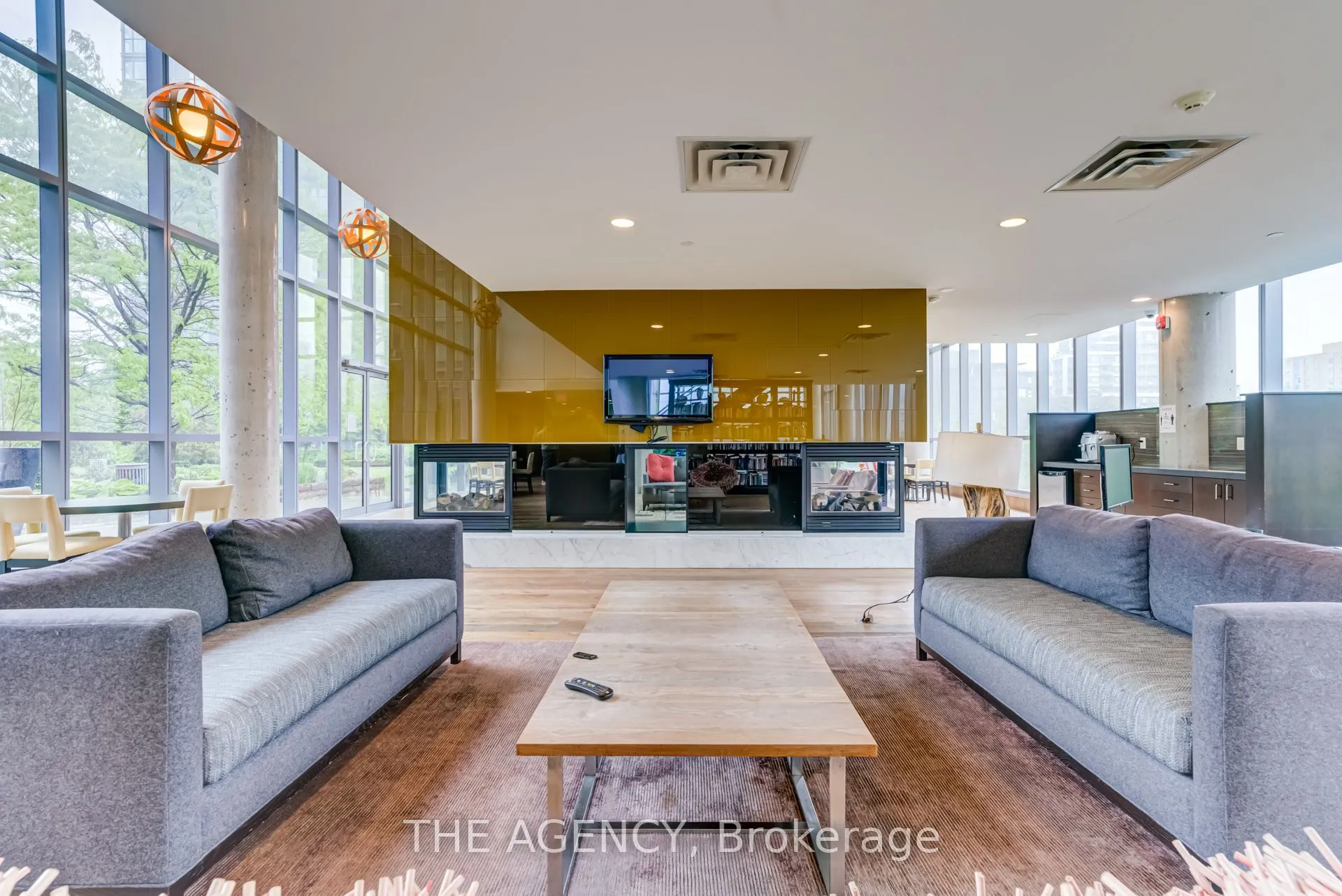 25 Cole Street, #628