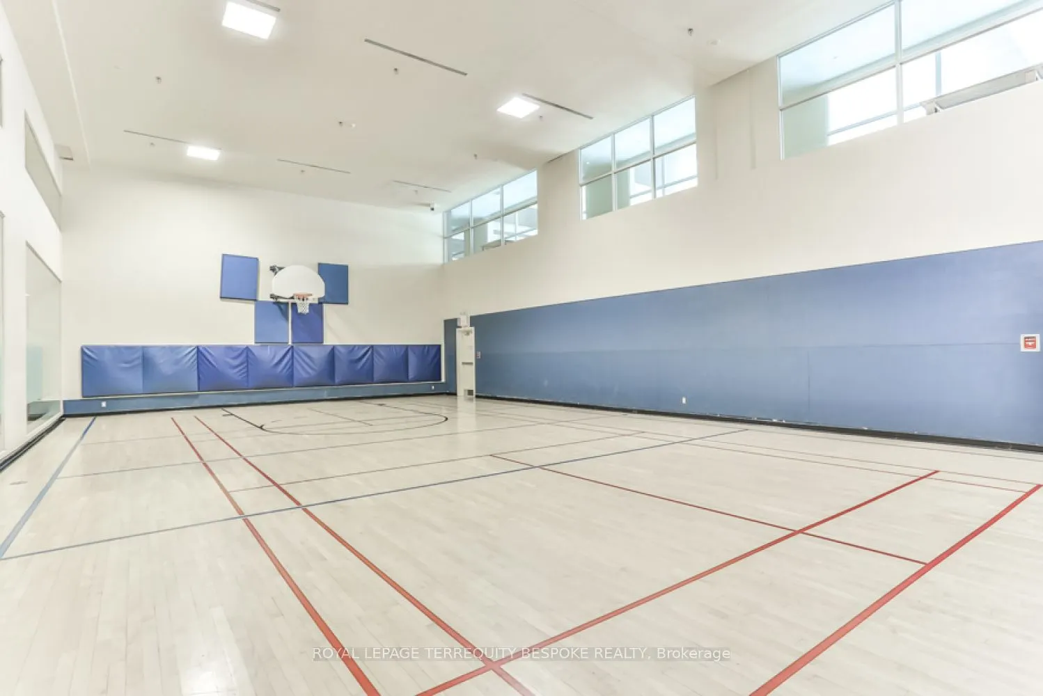 373 Front Street W, #1002