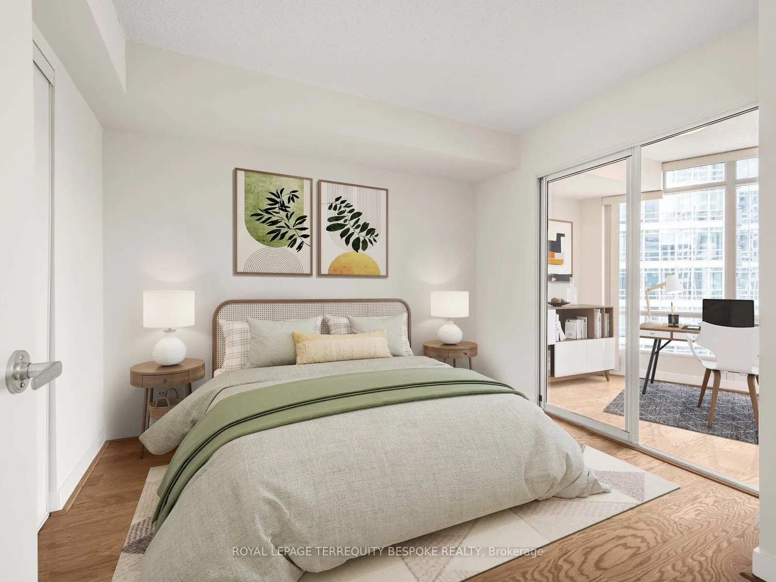 373 Front Street W, #1002