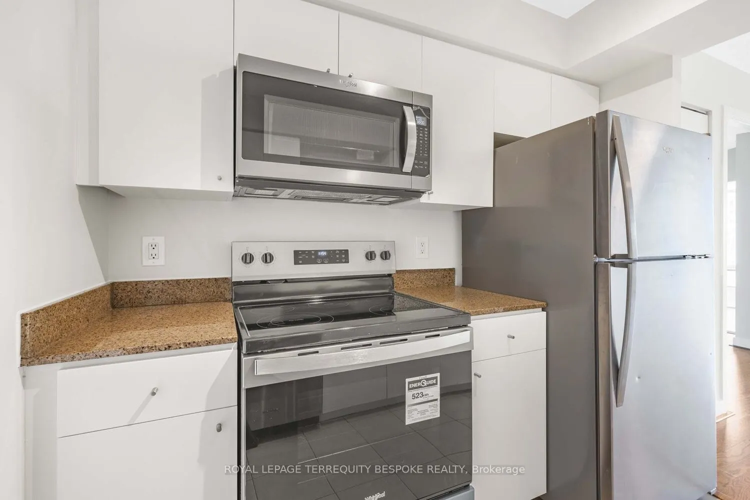 373 Front Street W, #1002