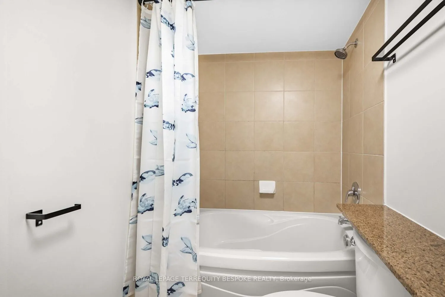 373 Front Street W, #1002