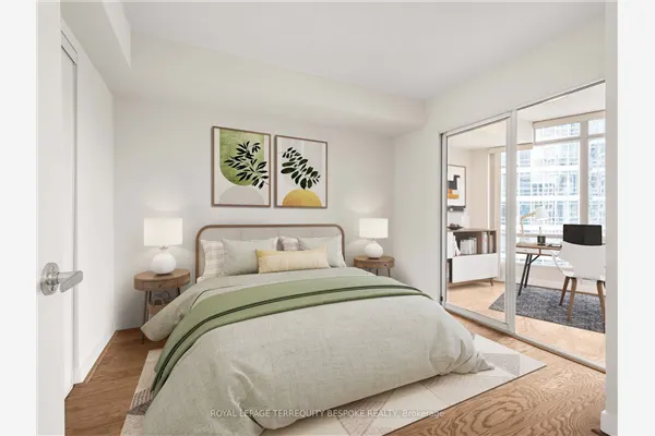 373 Front Street W, #1002