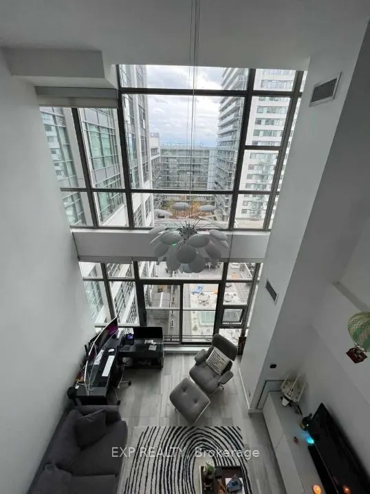 637 Lake Shore Boulevard W, #632