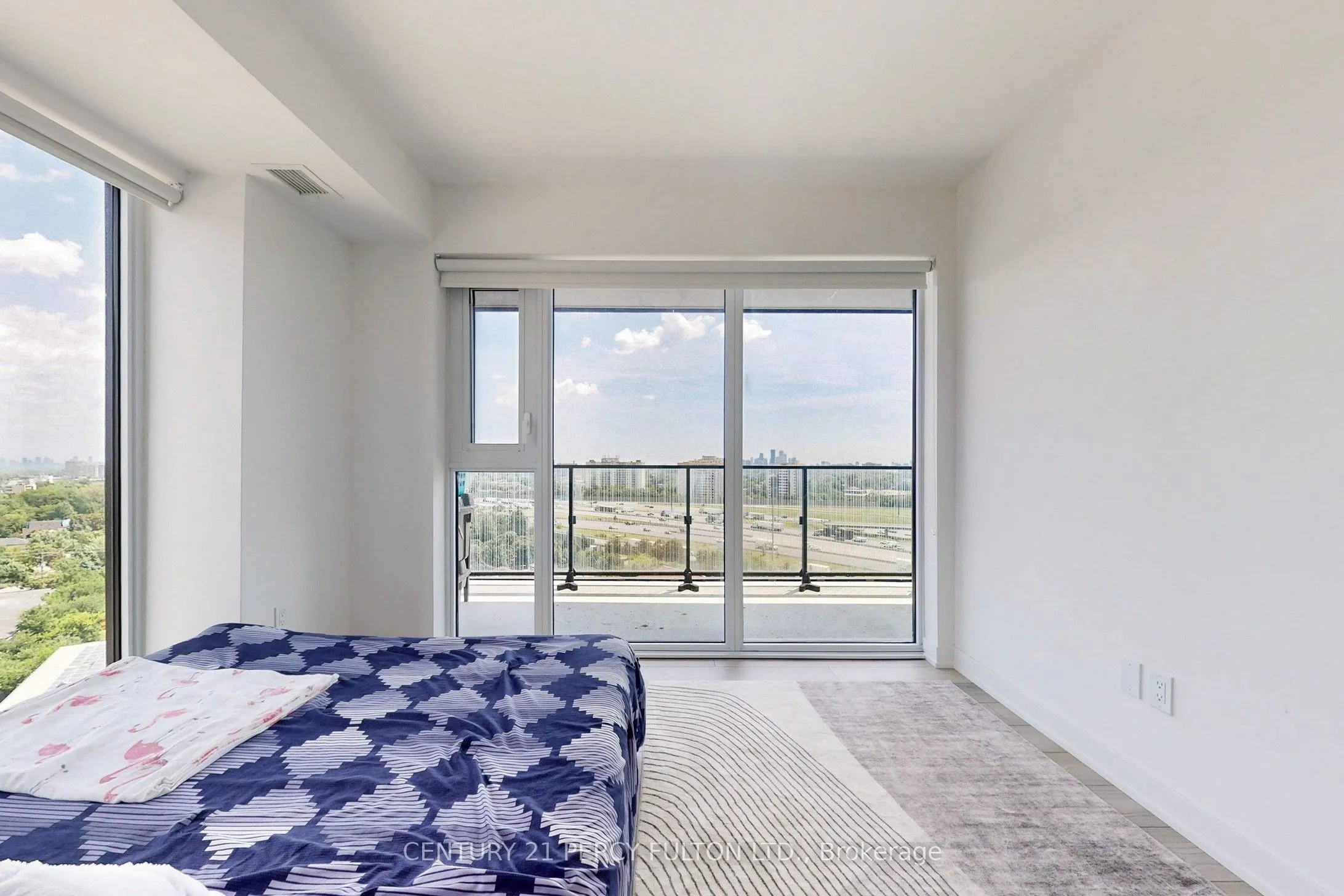 8 Tippett Road, #1305