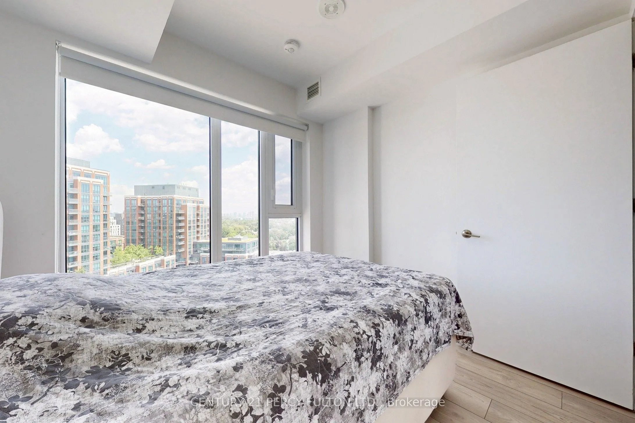 8 Tippett Road, #1305