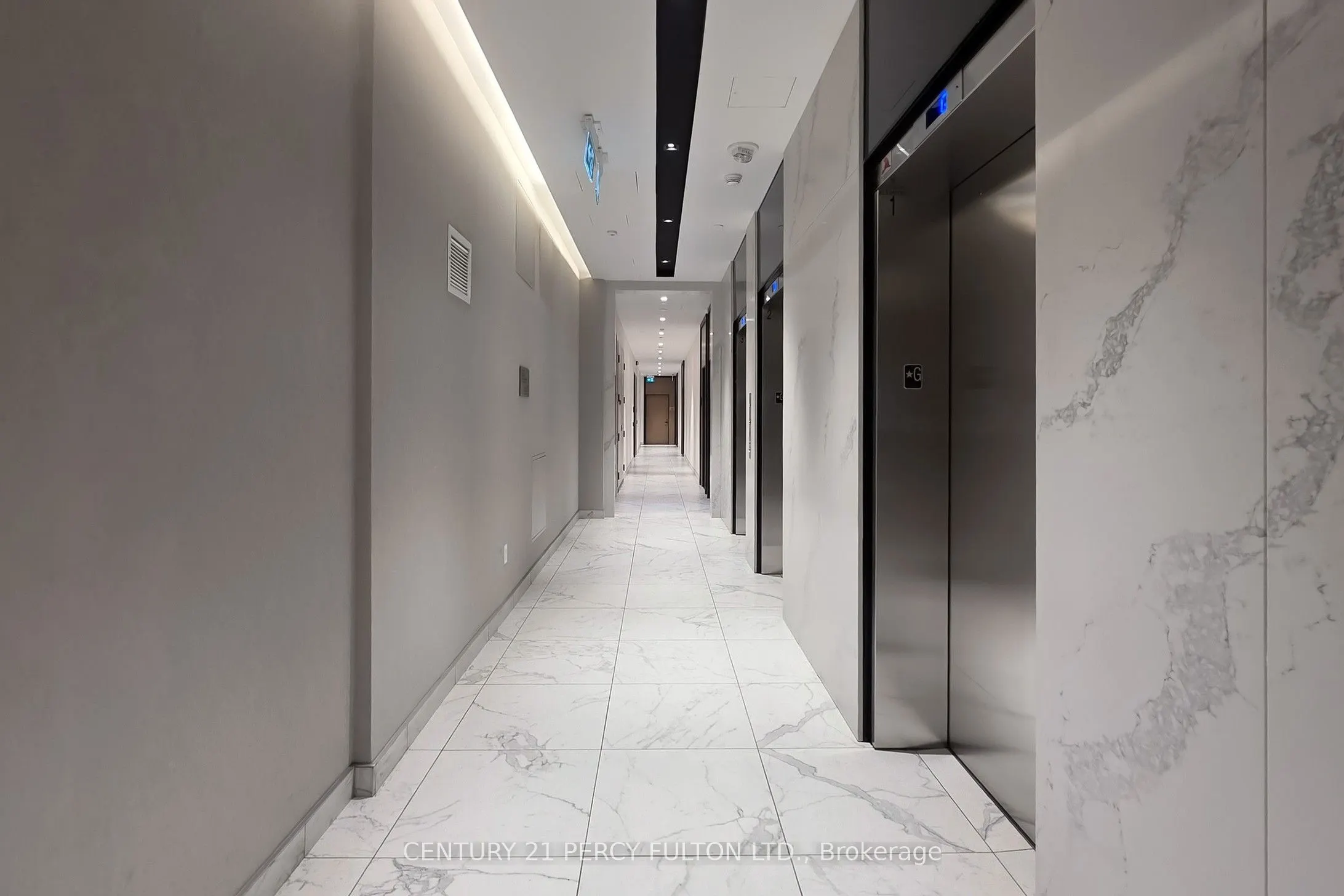 8 Tippett Road, #1305