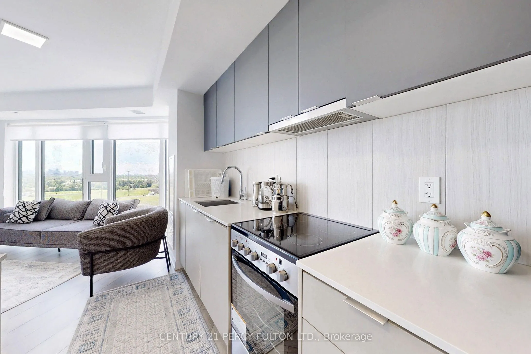 8 Tippett Road, #1305