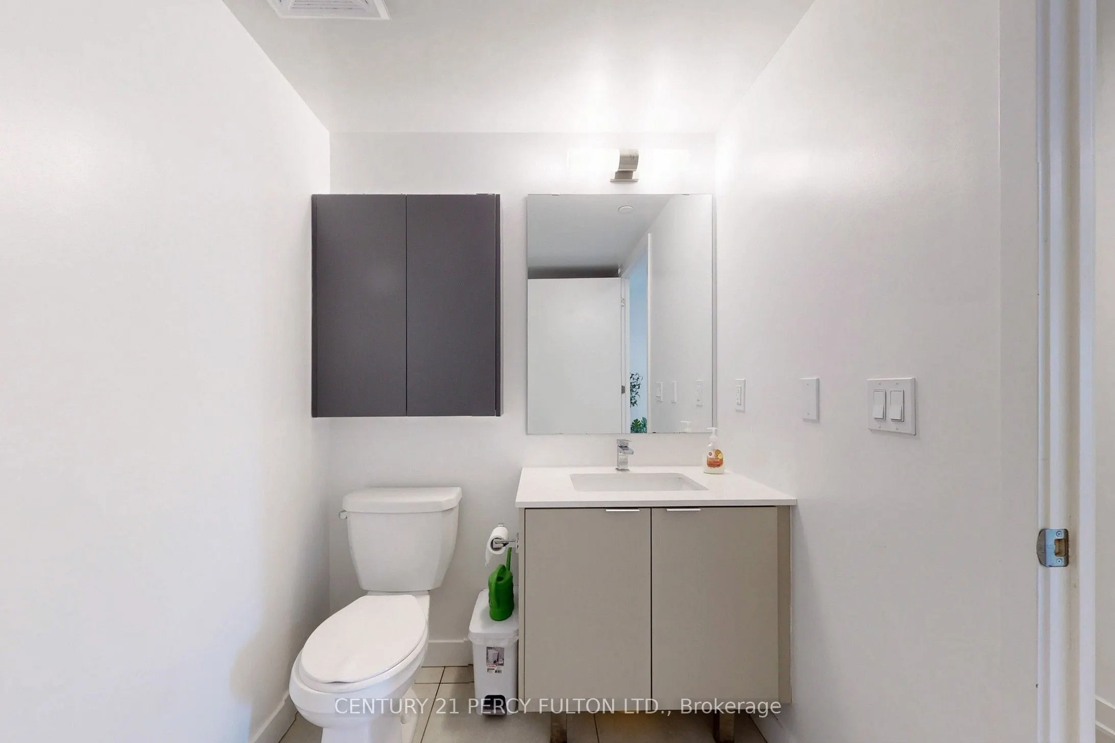 8 Tippett Road, #1305