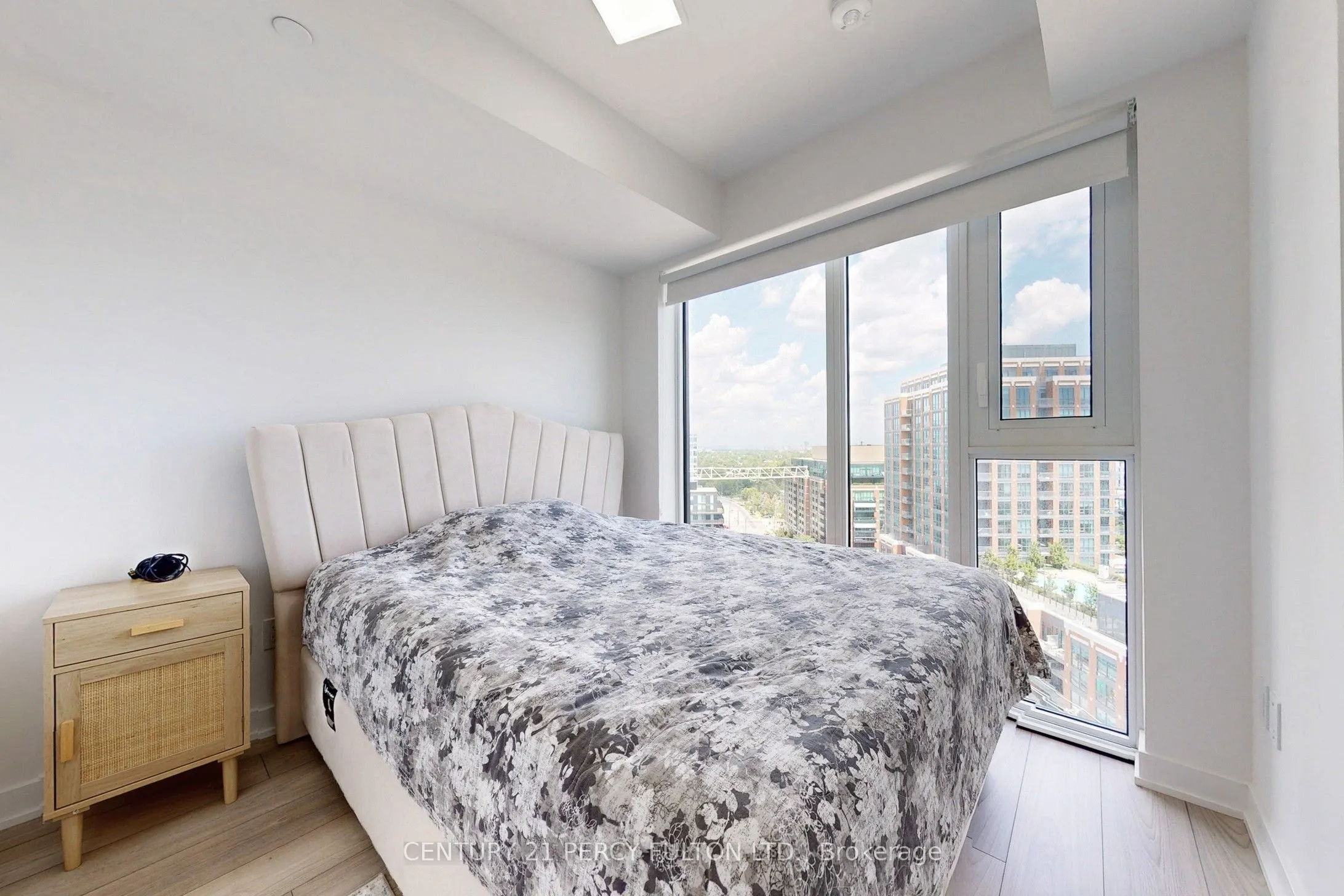 8 Tippett Road, #1305