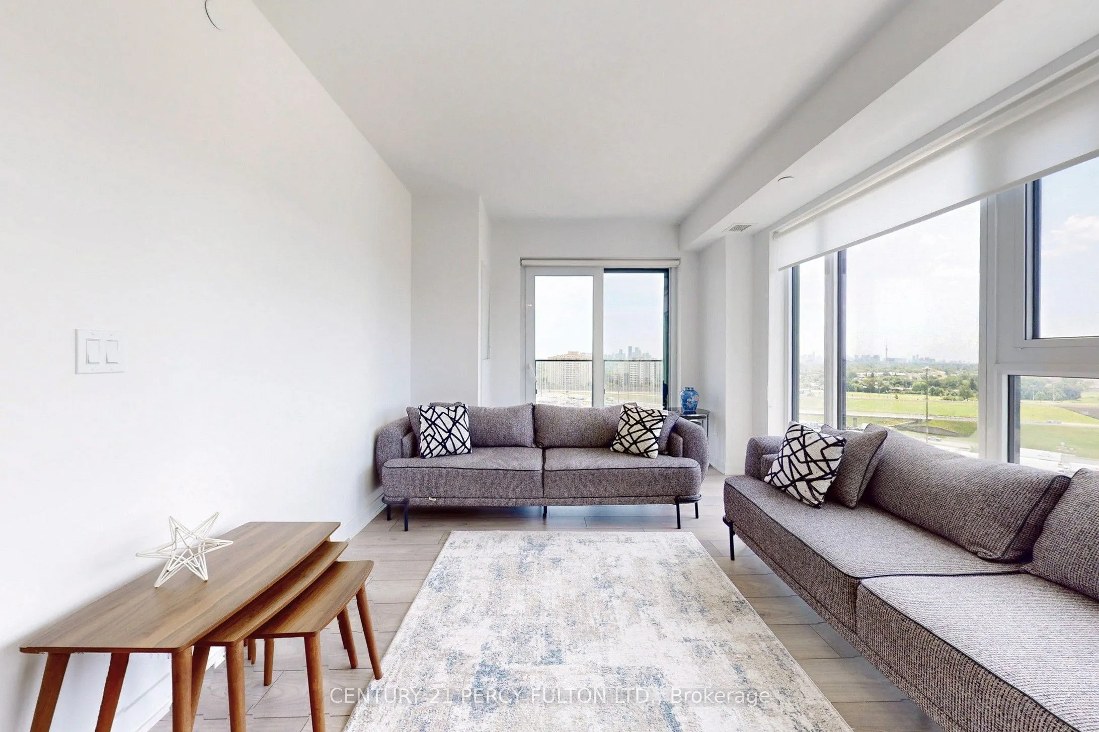 8 Tippett Road, #1305