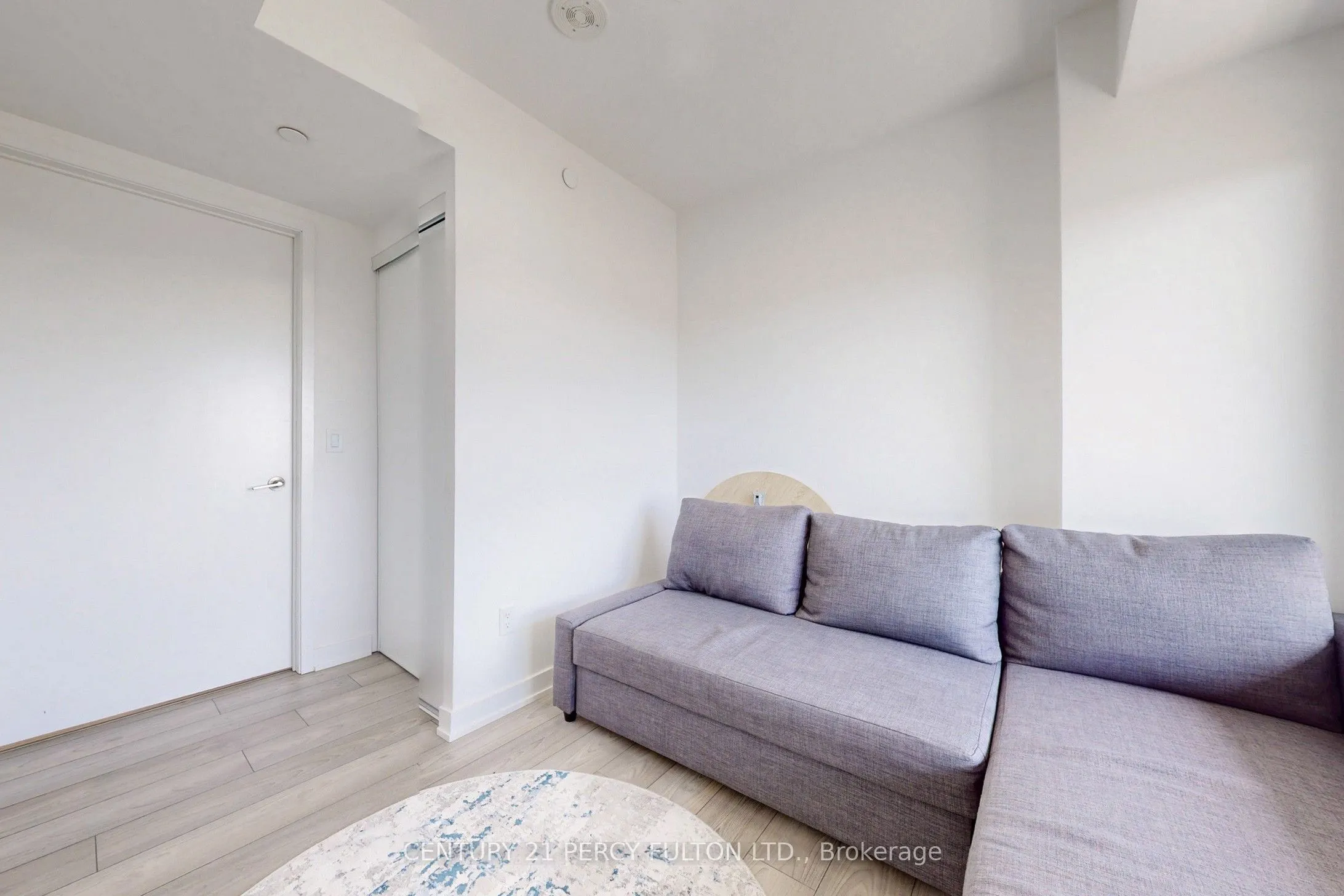 8 Tippett Road, #1305