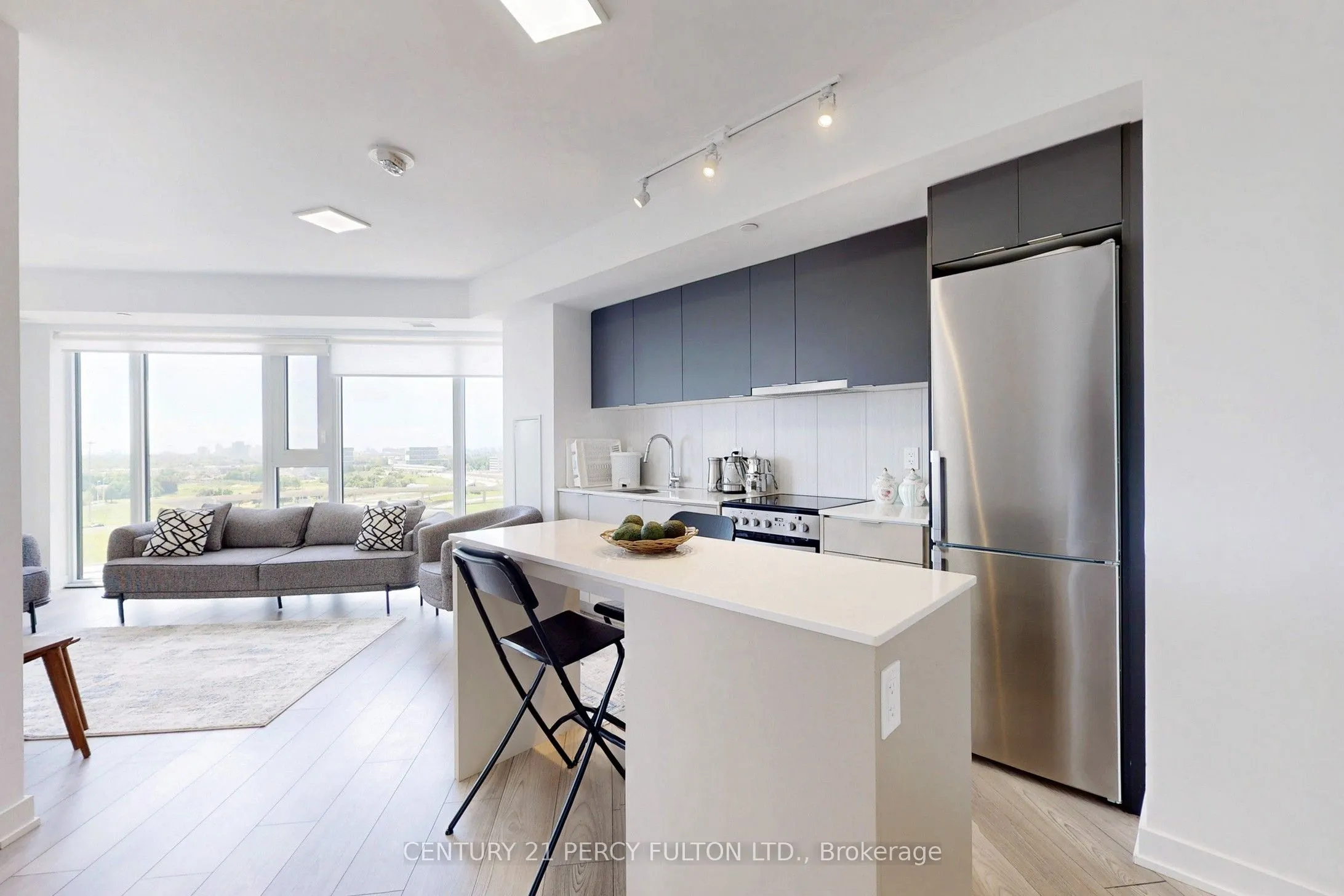 8 Tippett Road, #1305