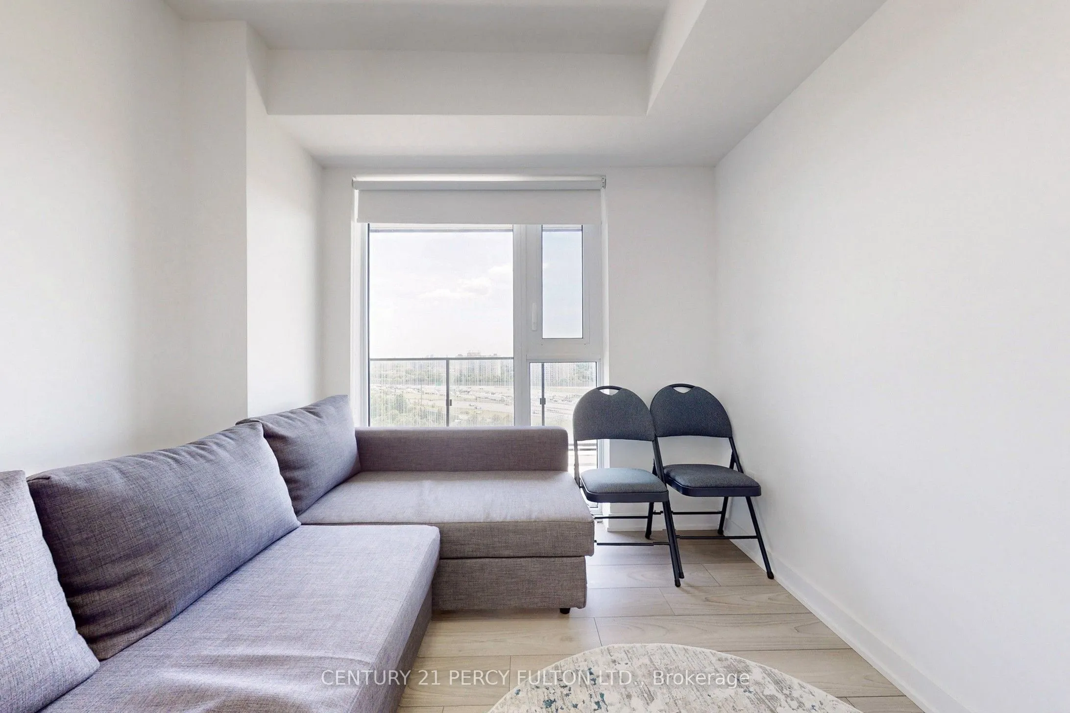 8 Tippett Road, #1305