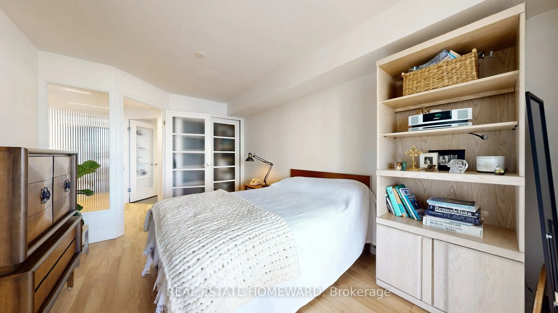 15 Maitland Place, #1606