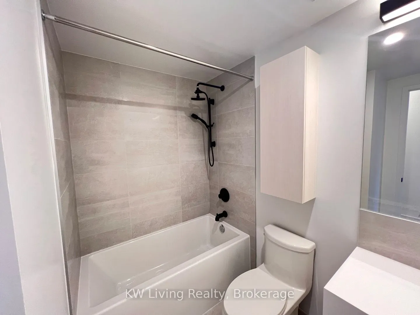 108 Peter Street, #3010