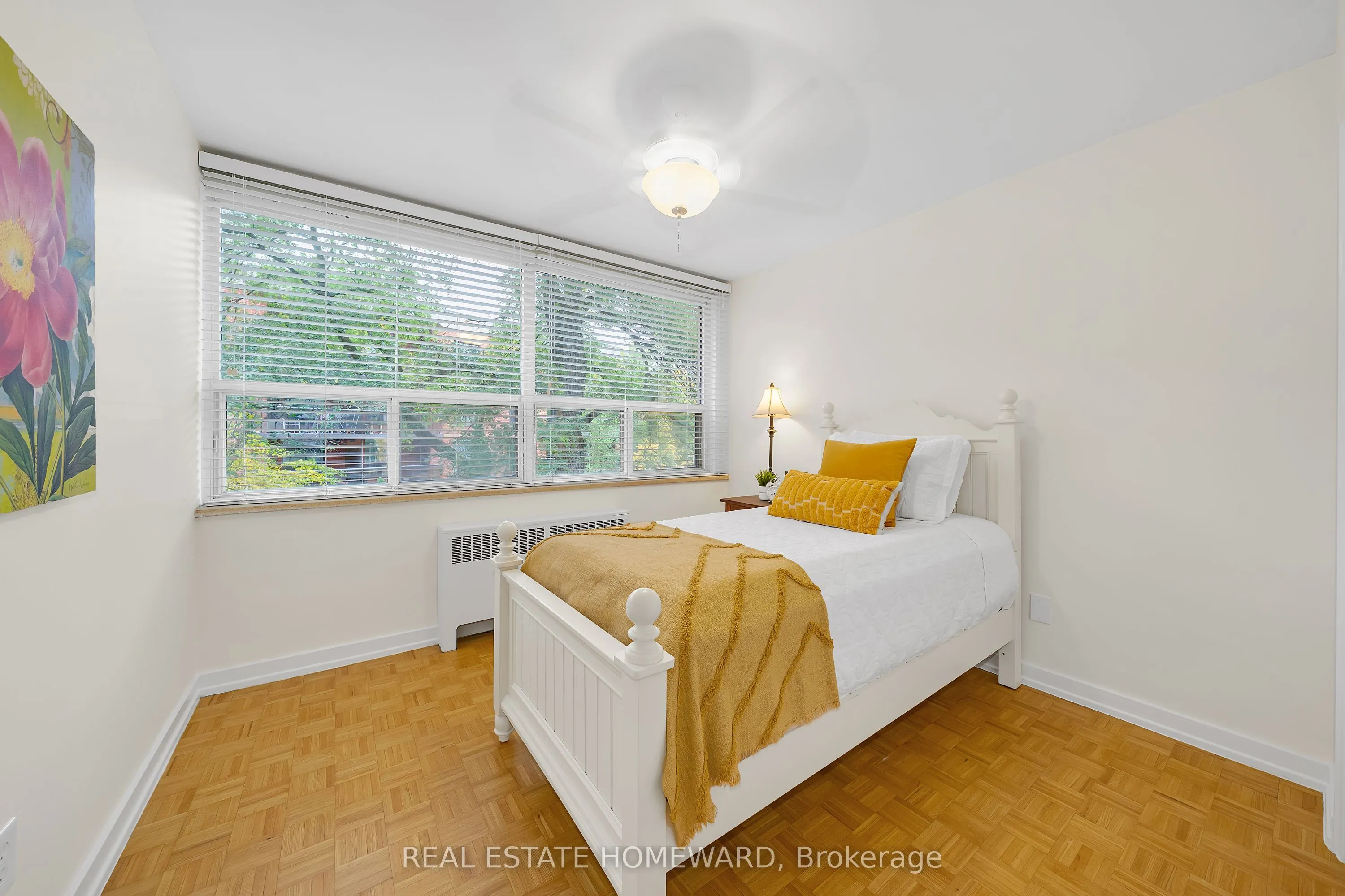 160 The Donway W, #306