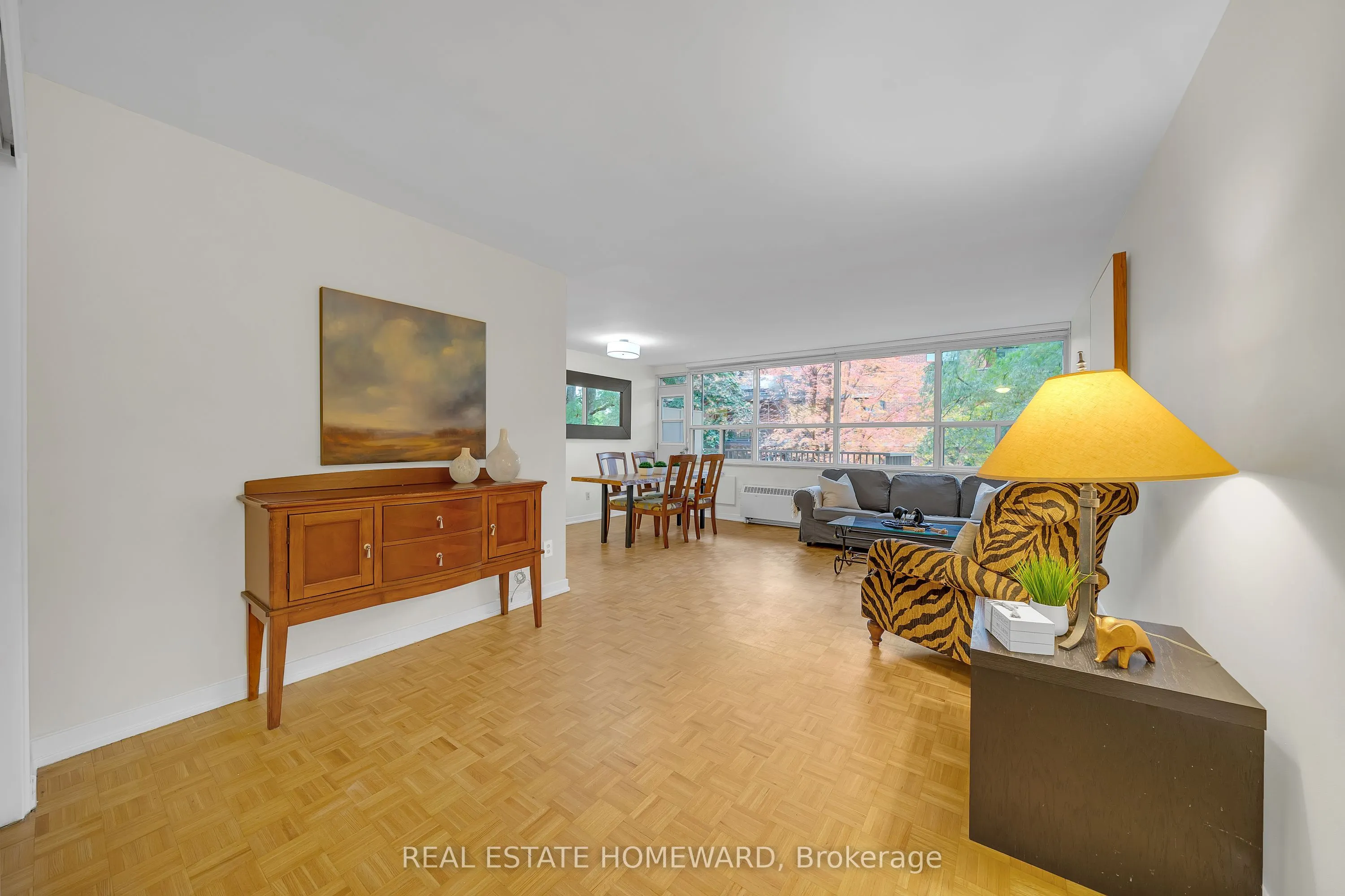 160 The Donway W, #306