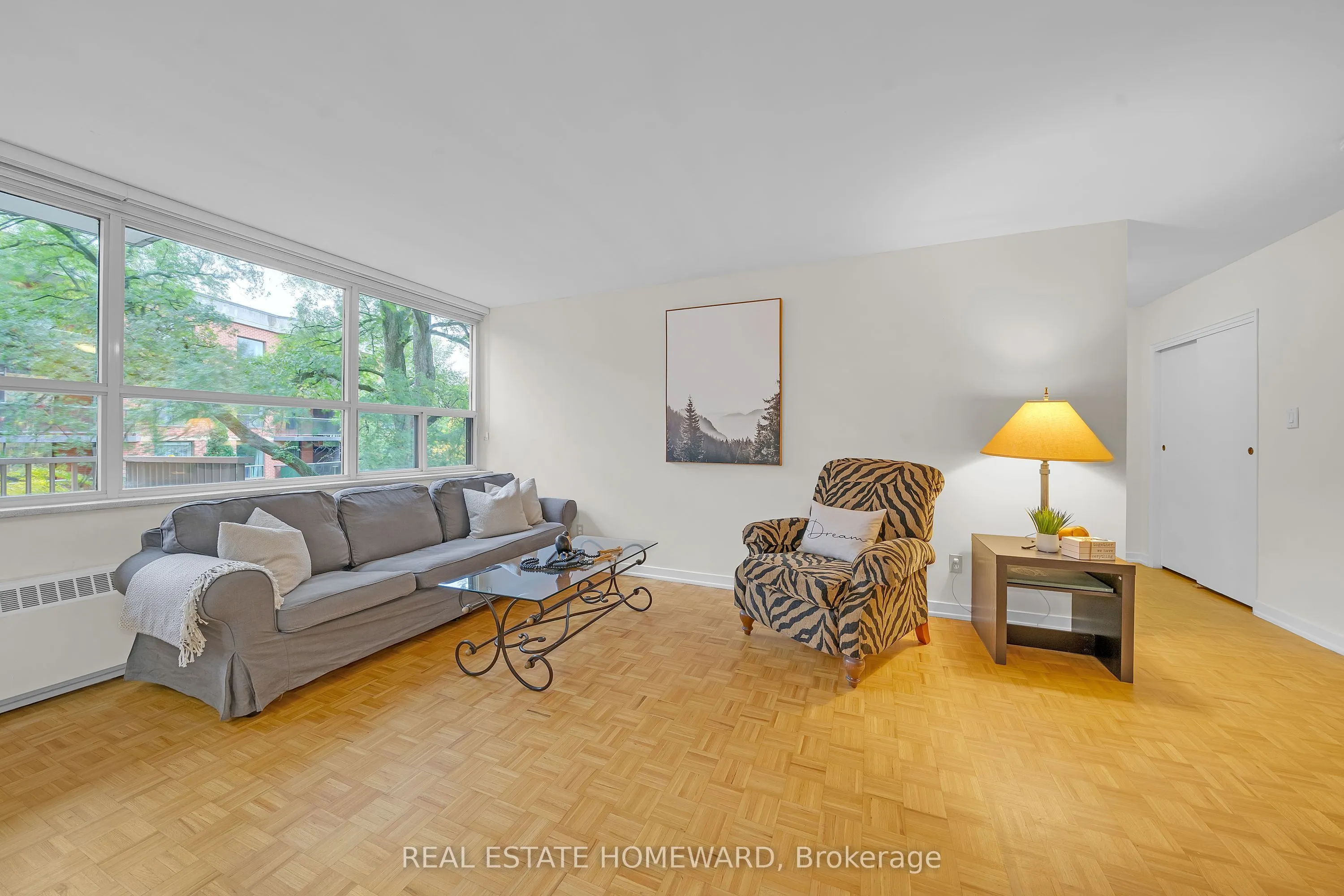 160 The Donway W, #306