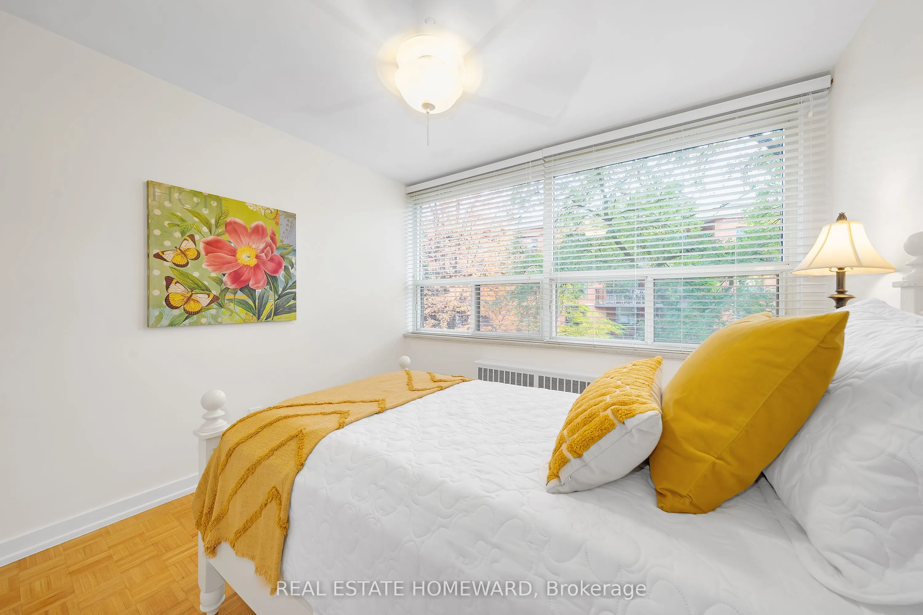 160 The Donway W, #306