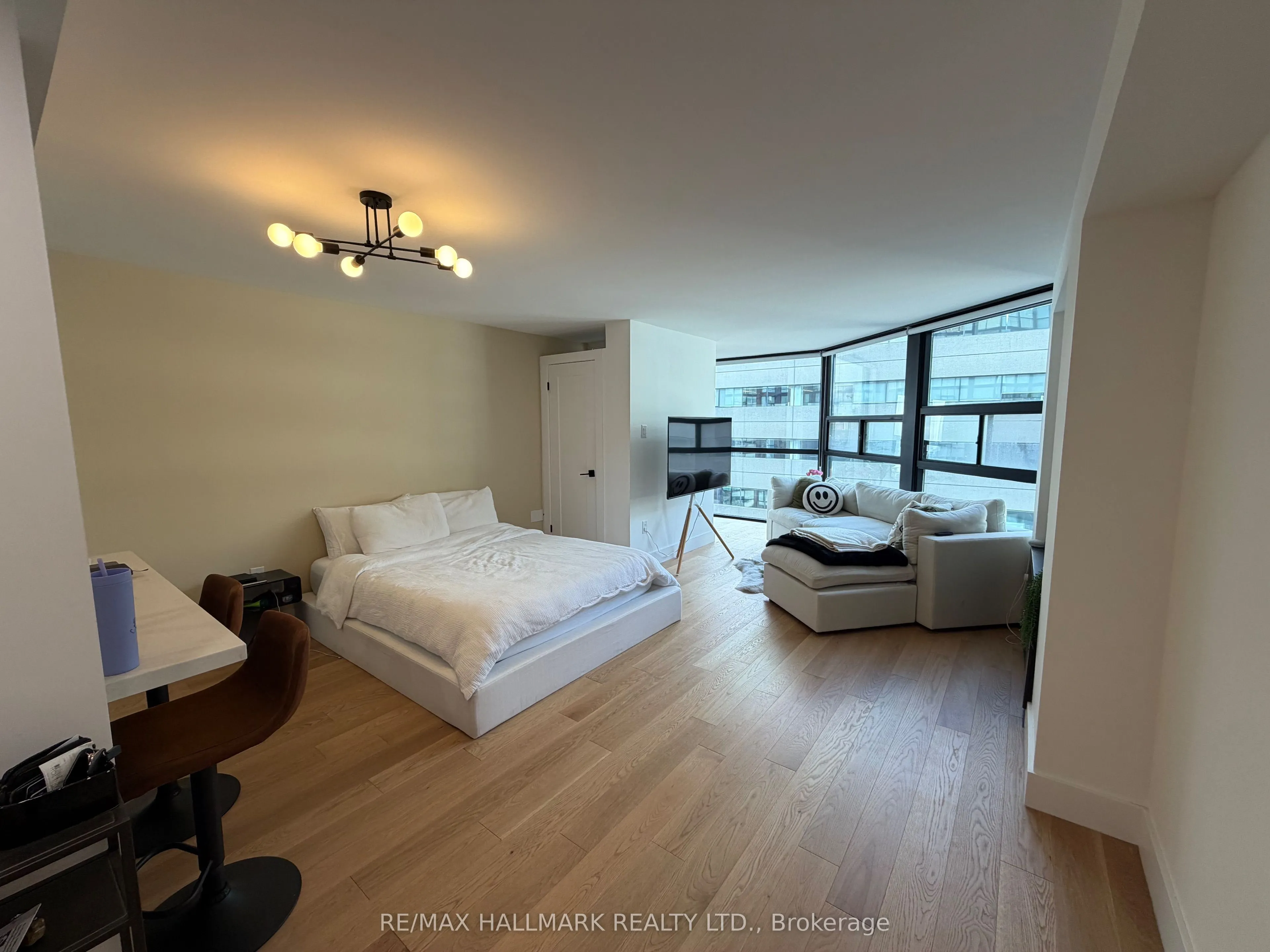 705 King Street W, #1106