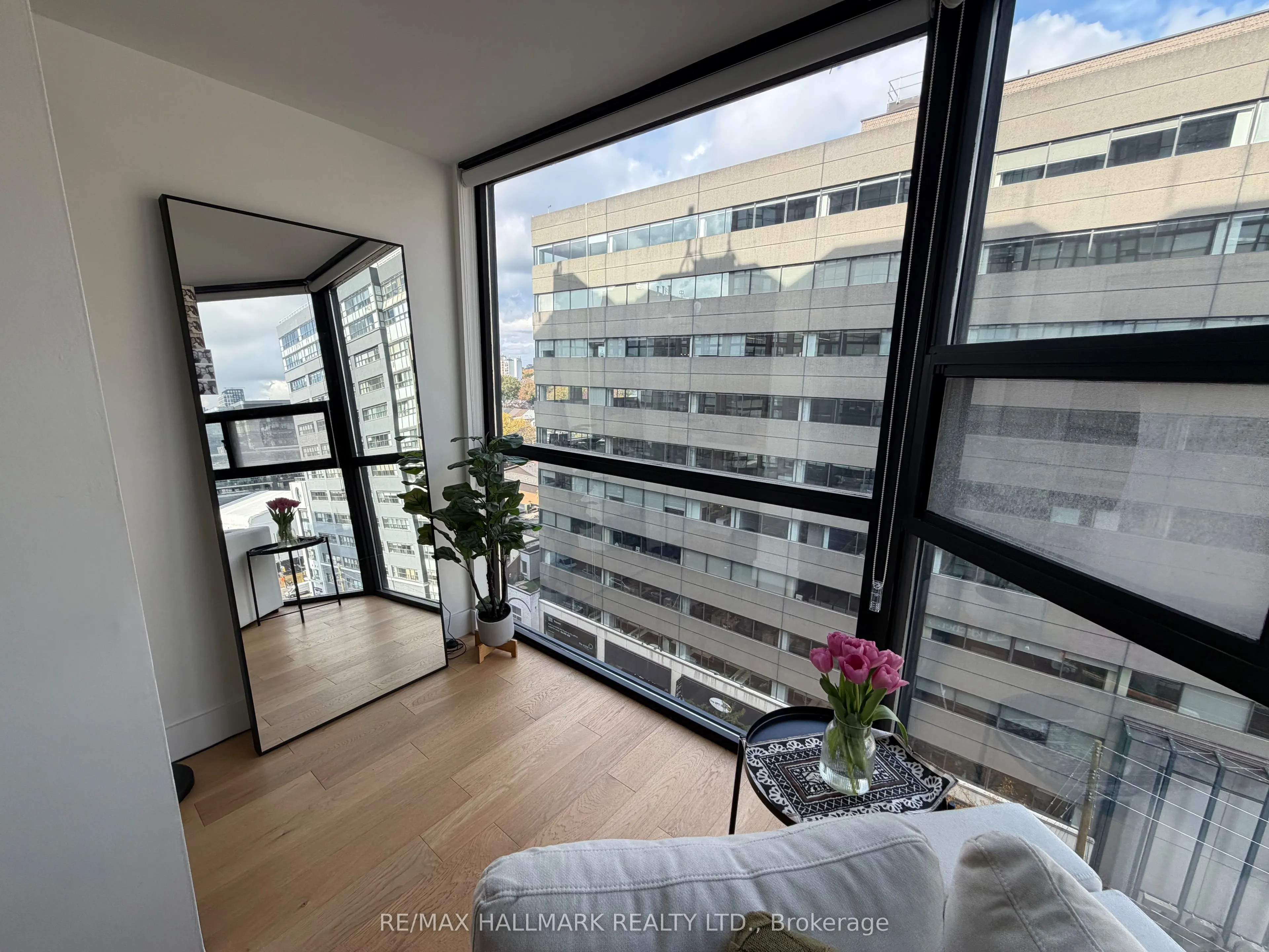 705 King Street W, #1106